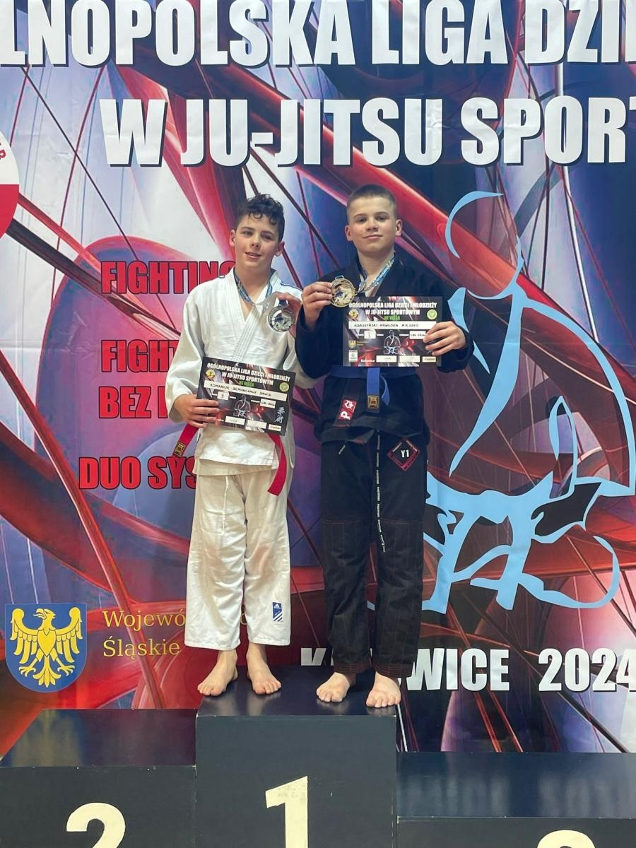 Zdjęcie w galerii na portalu naszraciborz.pl: Łamatorzy z Raciborza na katowickich matach wiadomości z regionu