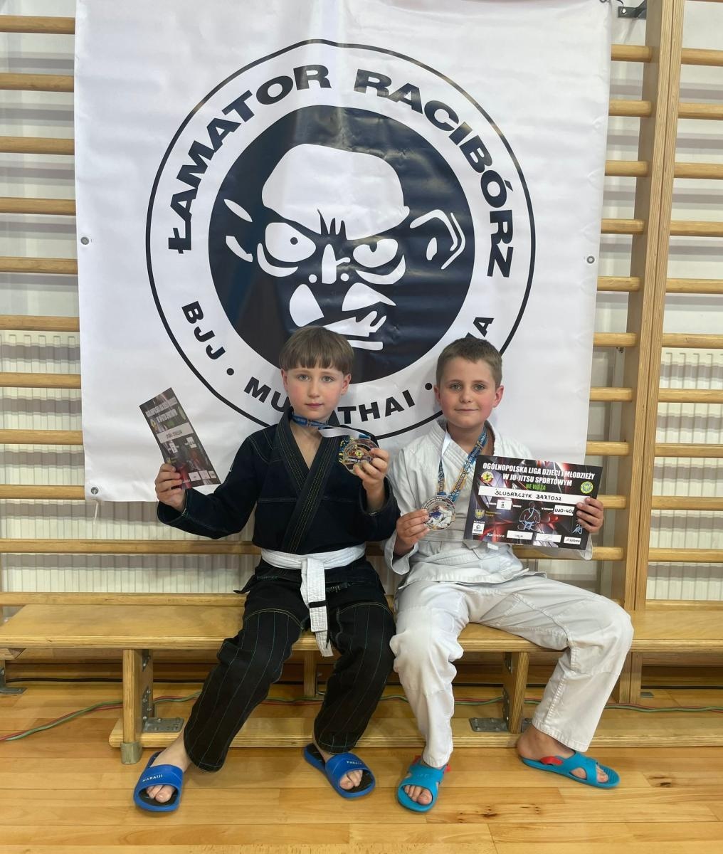 Zdjęcie w galerii na portalu naszraciborz.pl: Łamatorzy z Raciborza na katowickich matach wiadomości z regionu