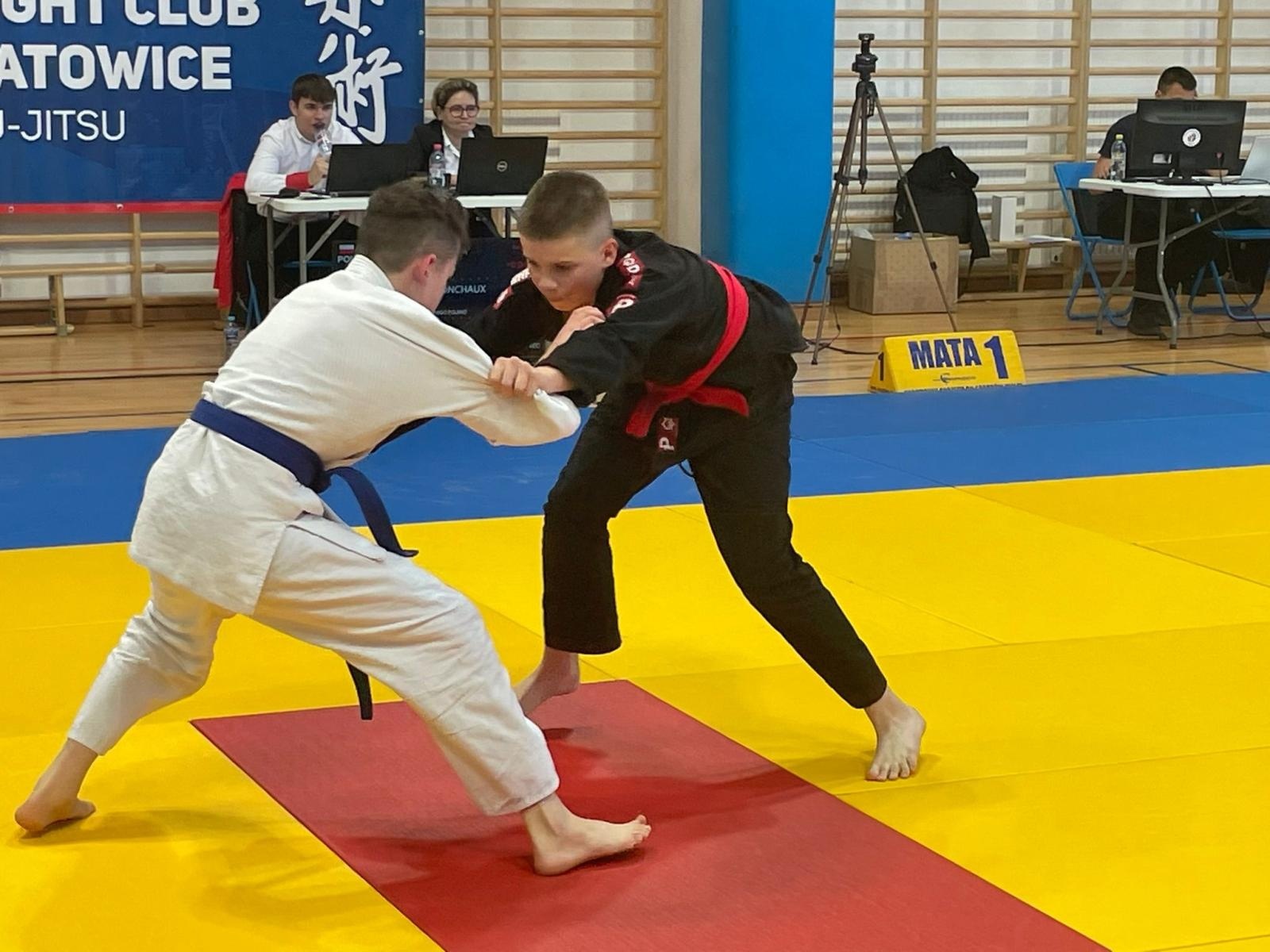 Zdjęcie w galerii na portalu naszraciborz.pl: Łamatorzy z Raciborza na katowickich matach wiadomości z regionu