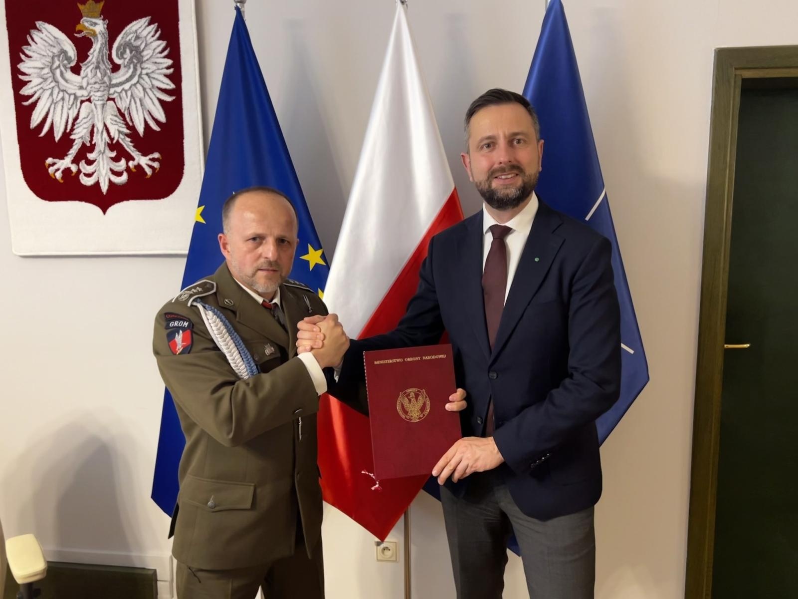 Zdjęcie w galerii na portalu naszraciborz.pl: Raciborzanin pełnomocnikiem ministra obrony wiadomości z regionu