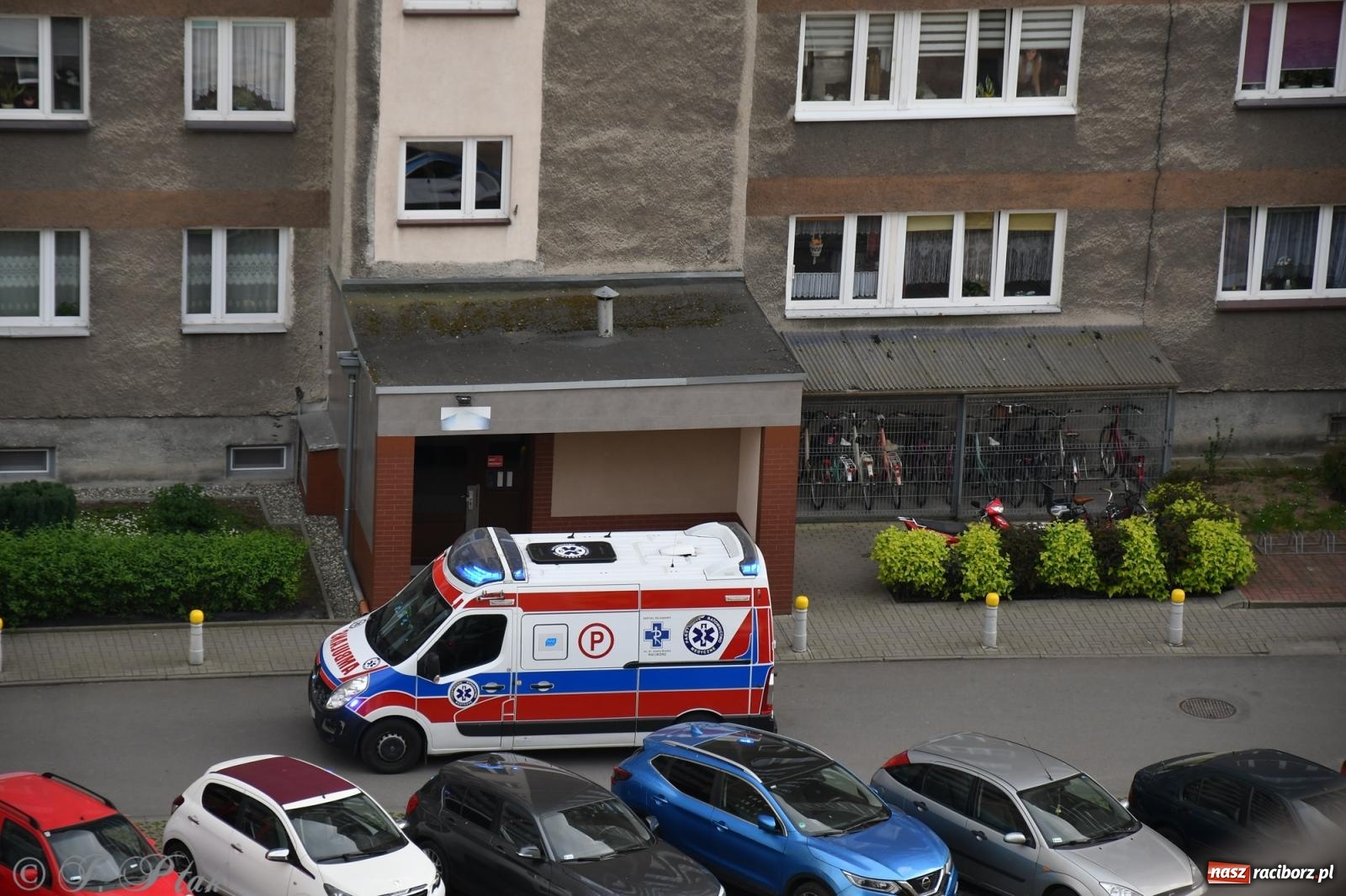 Zdjęcie w galerii na portalu naszraciborz.pl: Czad w mieszkaniu przy Katowickiej. 15-latka trafiła do szpitala wiadomości z regionu