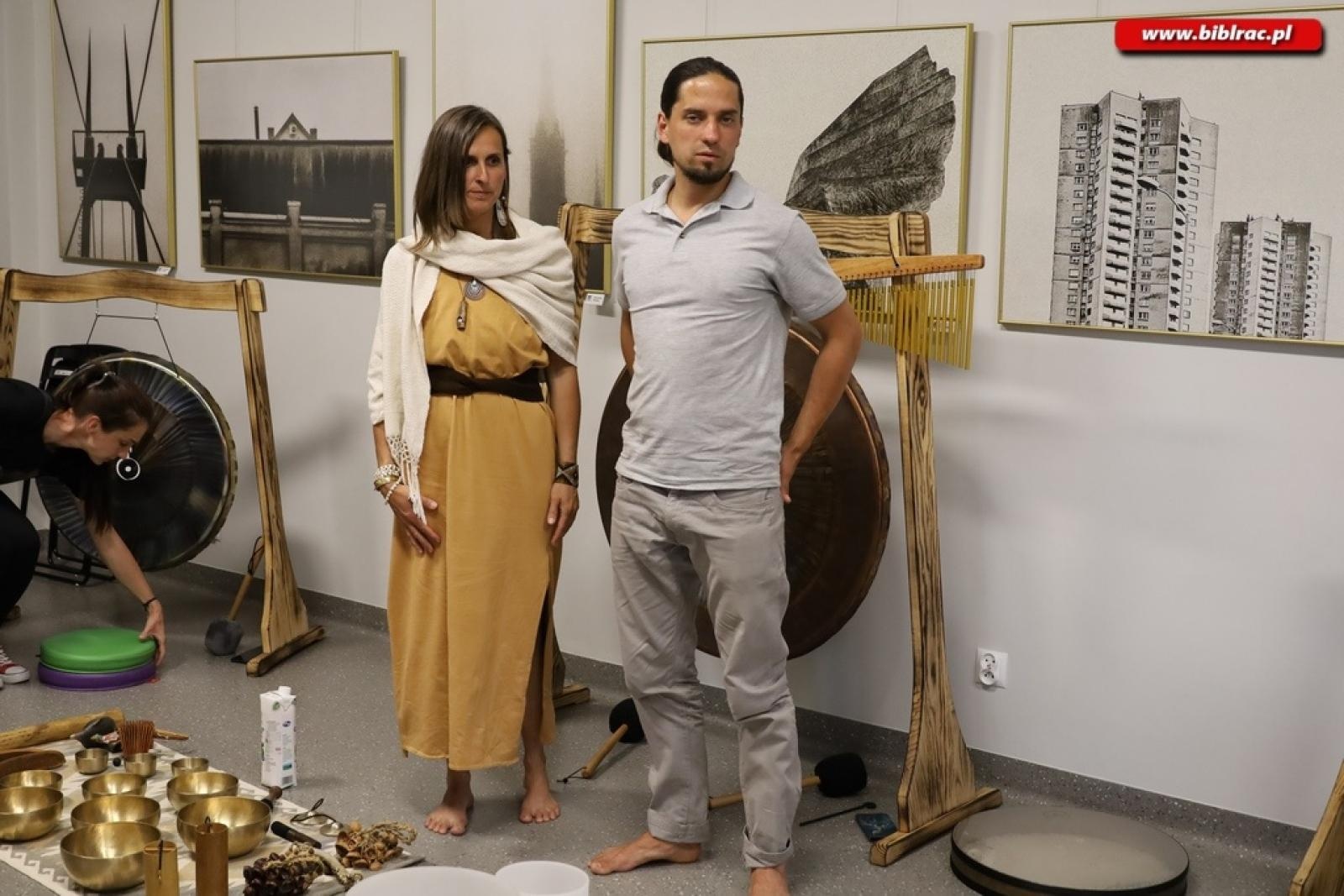 Zdjęcie w galerii na portalu naszraciborz.pl: Rozgość się w swoim ciele. Rozgość się w Bibliotece wiadomości z regionu