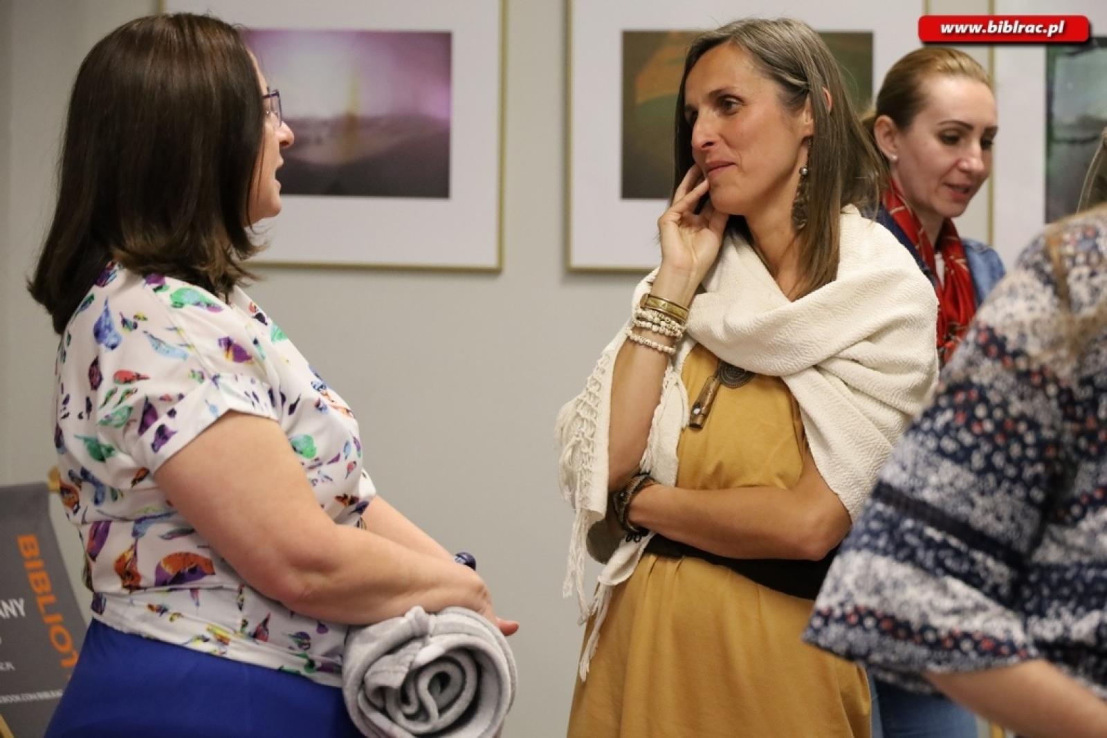 Zdjęcie w galerii na portalu naszraciborz.pl: Rozgość się w swoim ciele. Rozgość się w Bibliotece wiadomości z regionu