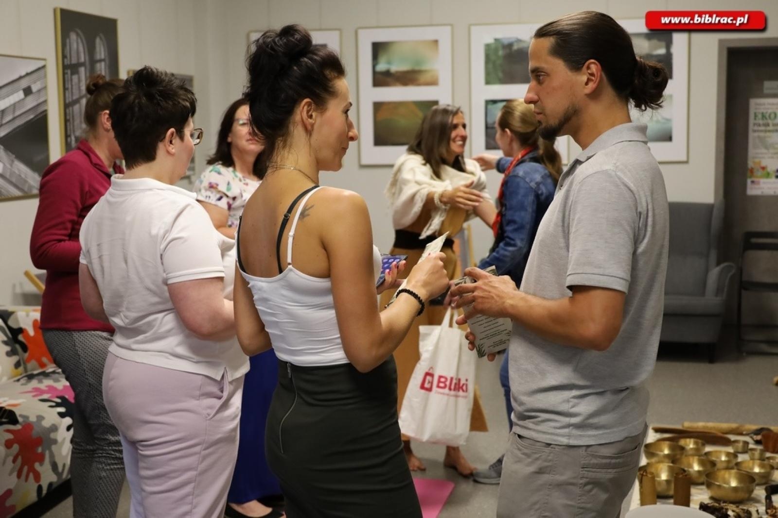Zdjęcie w galerii na portalu naszraciborz.pl: Rozgość się w swoim ciele. Rozgość się w Bibliotece wiadomości z regionu