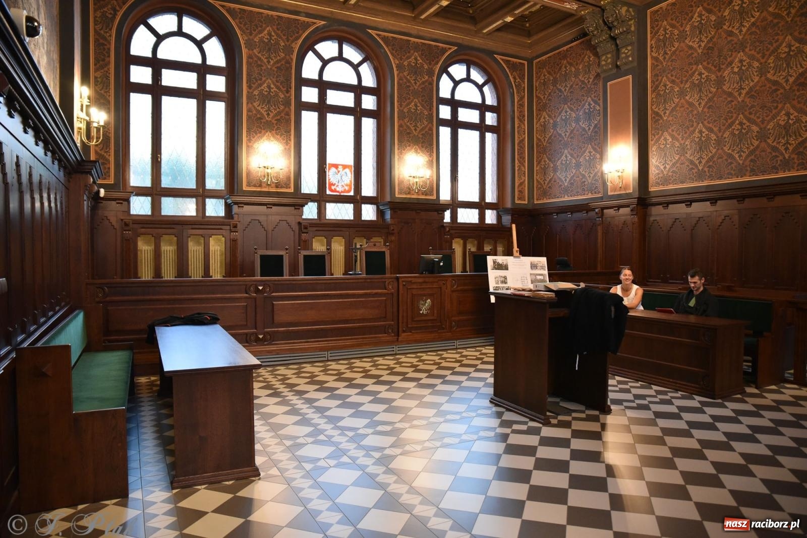 Zdjęcie w galerii na portalu naszraciborz.pl: Sprawa Rity Gorgonowej na wokandzie, czyli III Noc Muzeów w raciborskim sądzie wiadomości z regionu