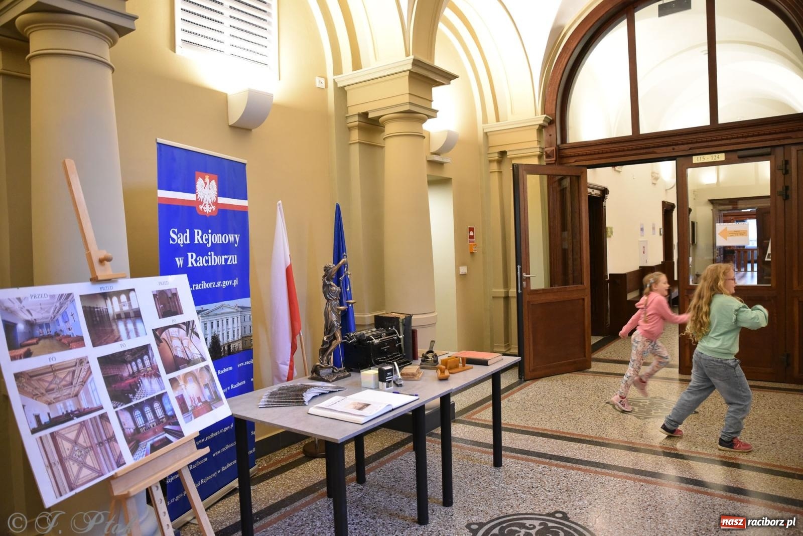 Zdjęcie w galerii na portalu naszraciborz.pl: Sprawa Rity Gorgonowej na wokandzie, czyli III Noc Muzeów w raciborskim sądzie wiadomości z regionu