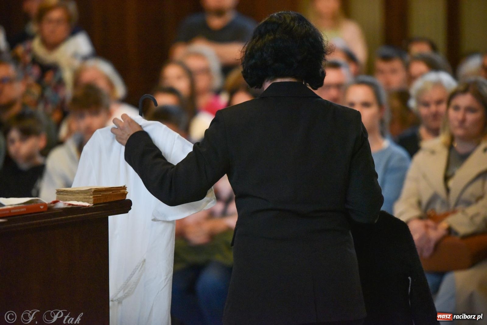 Zdjęcie w galerii na portalu naszraciborz.pl: Sprawa Rity Gorgonowej na wokandzie, czyli III Noc Muzeów w raciborskim sądzie wiadomości z regionu