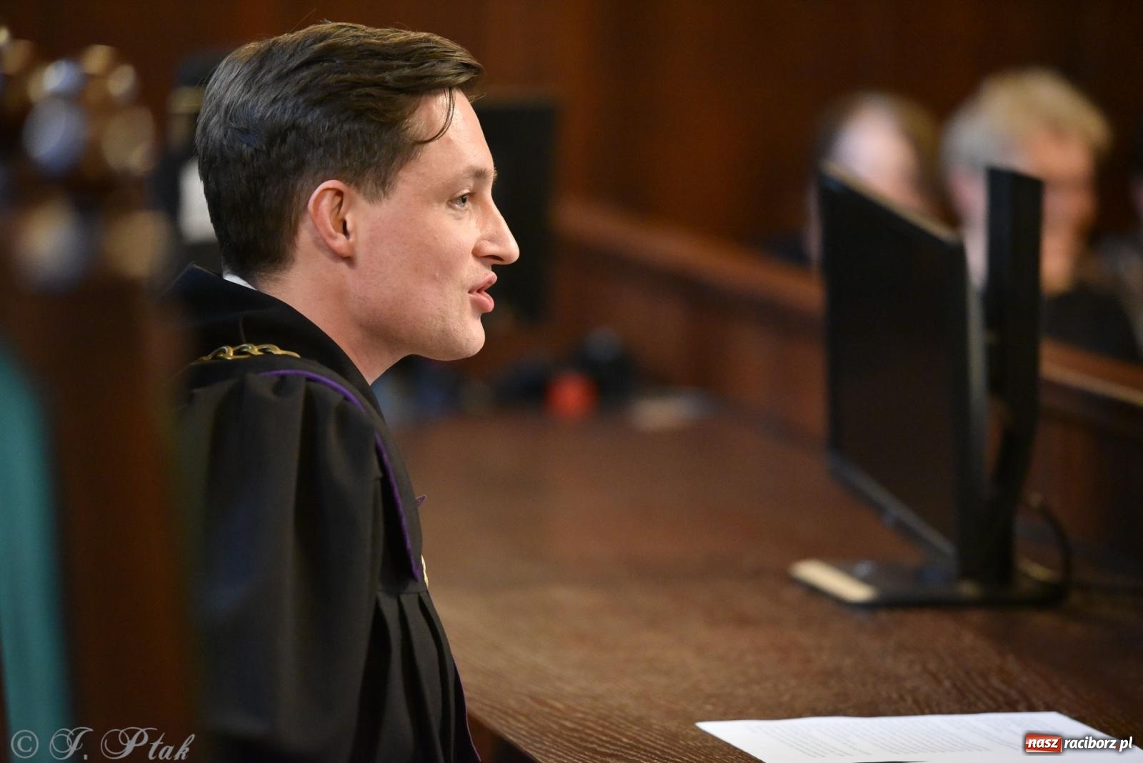 Zdjęcie w galerii na portalu naszraciborz.pl: Sprawa Rity Gorgonowej na wokandzie, czyli III Noc Muzeów w raciborskim sądzie wiadomości z regionu