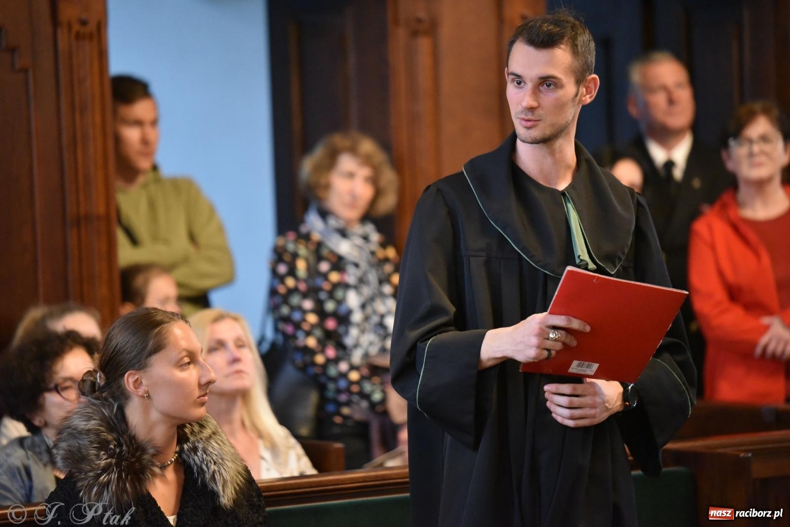 Zdjęcie w galerii na portalu naszraciborz.pl: Sprawa Rity Gorgonowej na wokandzie, czyli III Noc Muzeów w raciborskim sądzie wiadomości z regionu