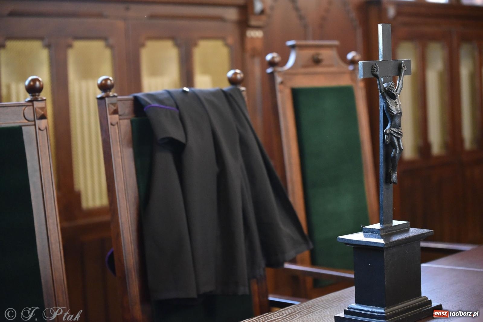 Zdjęcie w galerii na portalu naszraciborz.pl: Sprawa Rity Gorgonowej na wokandzie, czyli III Noc Muzeów w raciborskim sądzie wiadomości z regionu