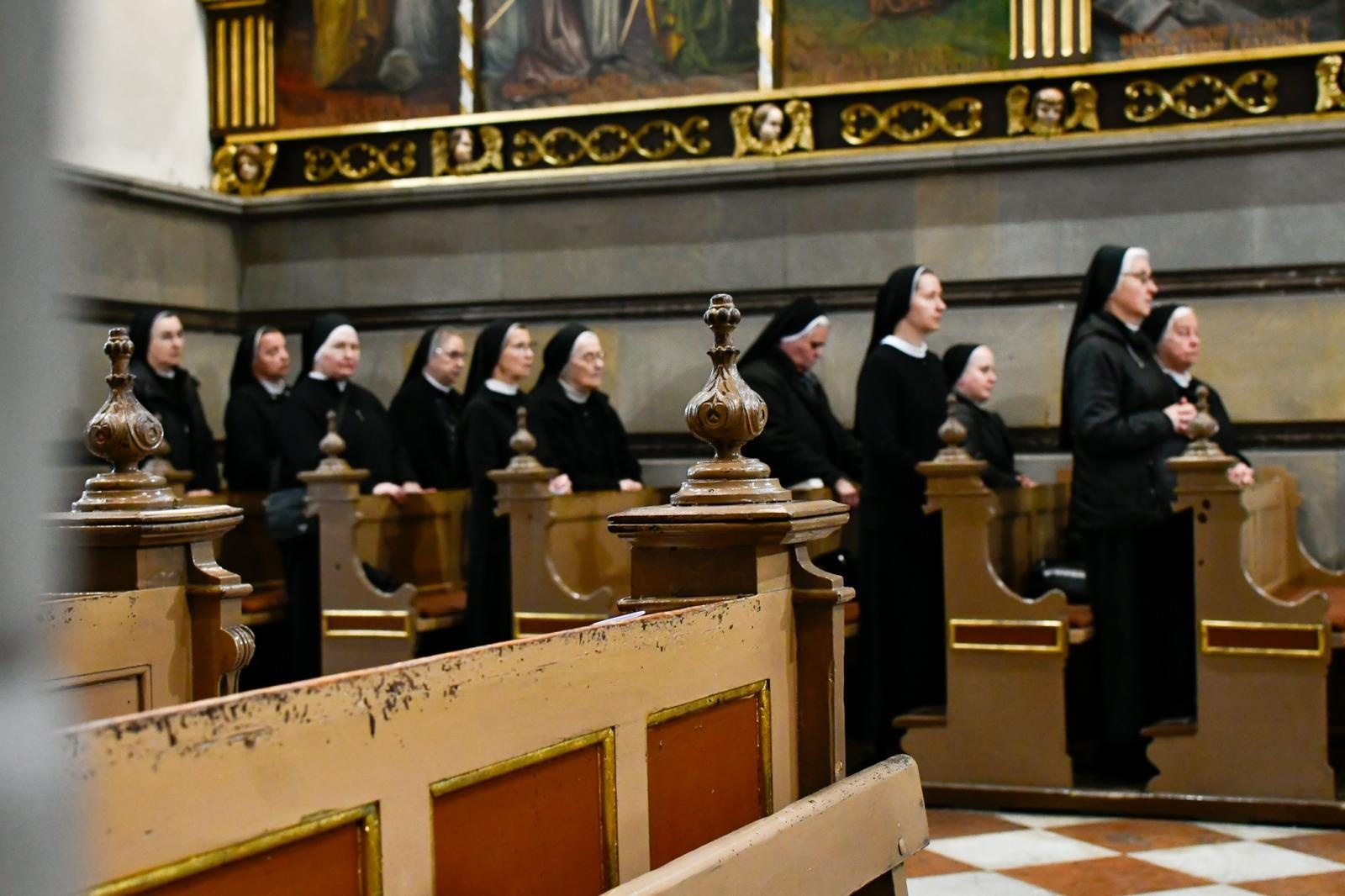 Zdjęcie w galerii na portalu naszraciborz.pl: III Dni Dulcissimiańskie. Mistyczka z Raciborza Brzezia bliższa wiernym wiadomości z regionu