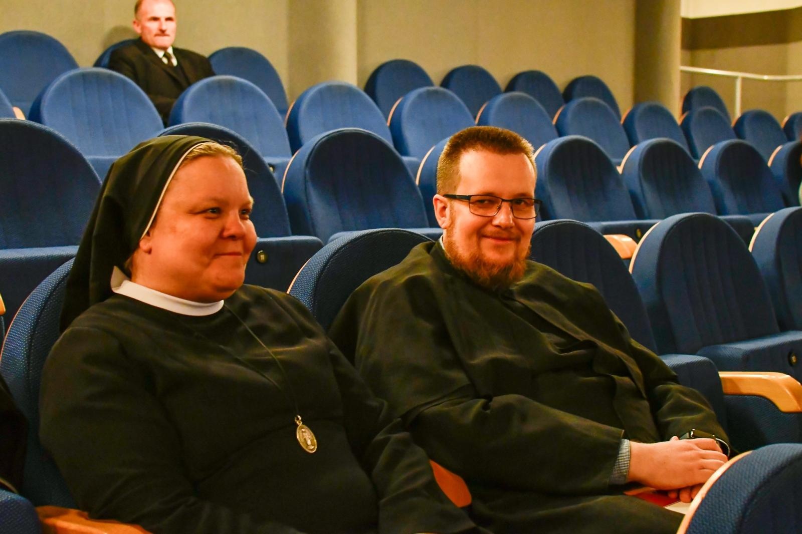 Zdjęcie w galerii na portalu naszraciborz.pl: III Dni Dulcissimiańskie. Mistyczka z Raciborza Brzezia bliższa wiernym wiadomości z regionu