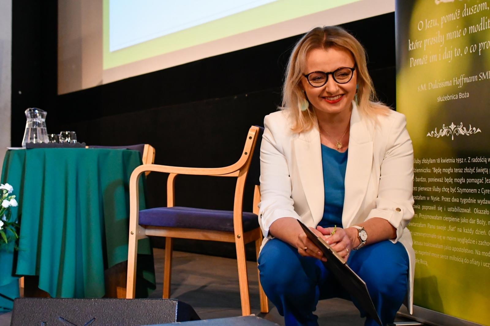 Zdjęcie w galerii na portalu naszraciborz.pl: III Dni Dulcissimiańskie. Mistyczka z Raciborza Brzezia bliższa wiernym wiadomości z regionu