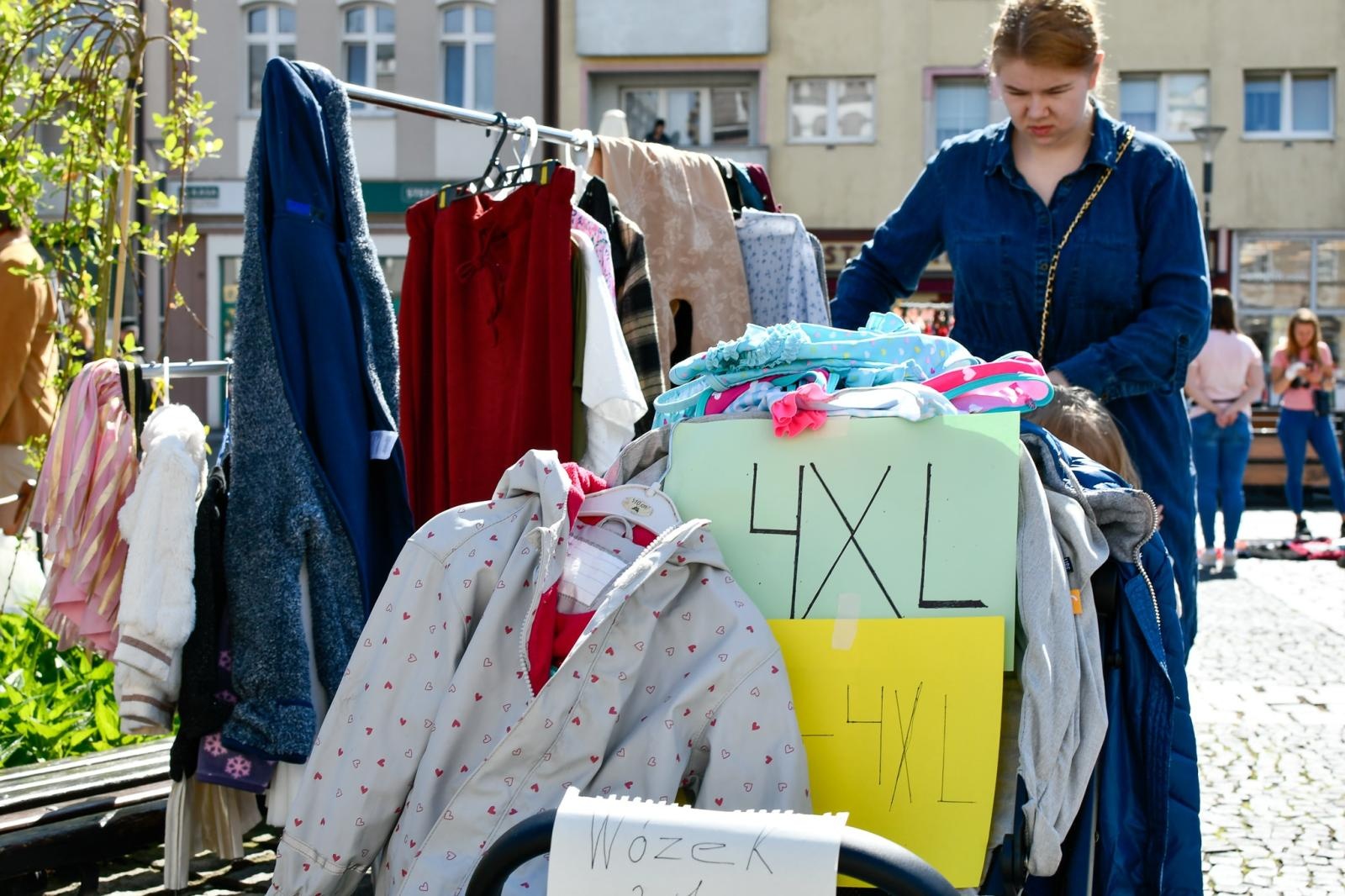 Zdjęcie w galerii na portalu naszraciborz.pl: Targ staroci i bazarek rzeczy używanych, który ma być teraz co miesiąc [FOTO i WIDEO] wiadomości z regionu
