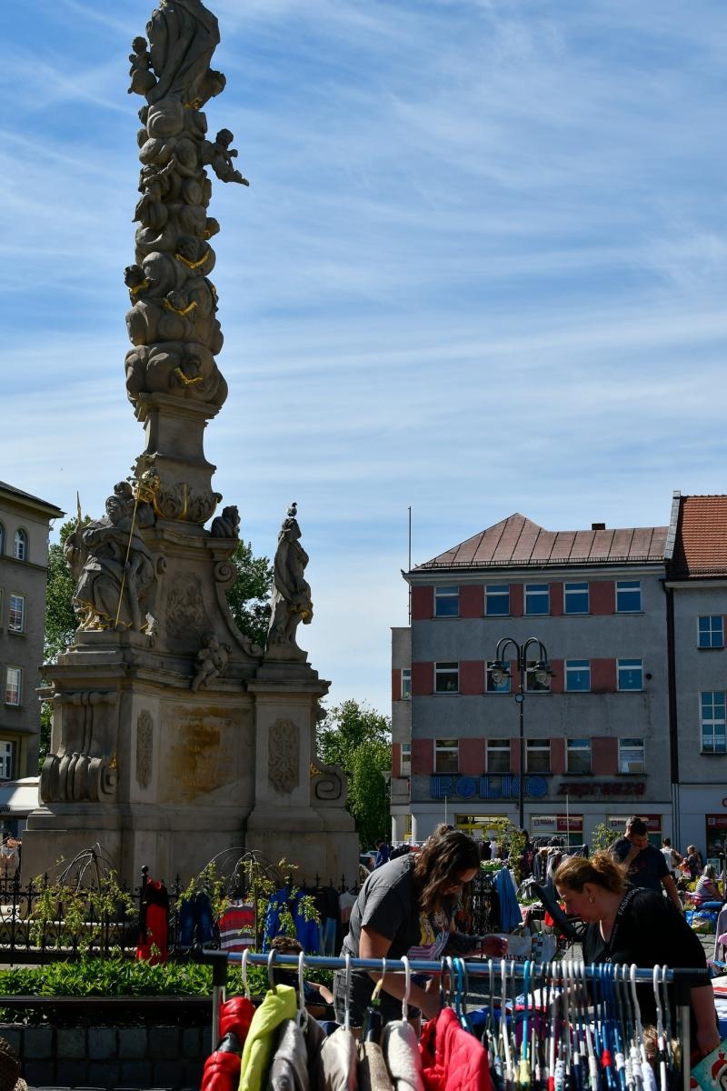 Zdjęcie w galerii na portalu naszraciborz.pl: Targ staroci i bazarek rzeczy używanych, który ma być teraz co miesiąc [FOTO i WIDEO] wiadomości z regionu
