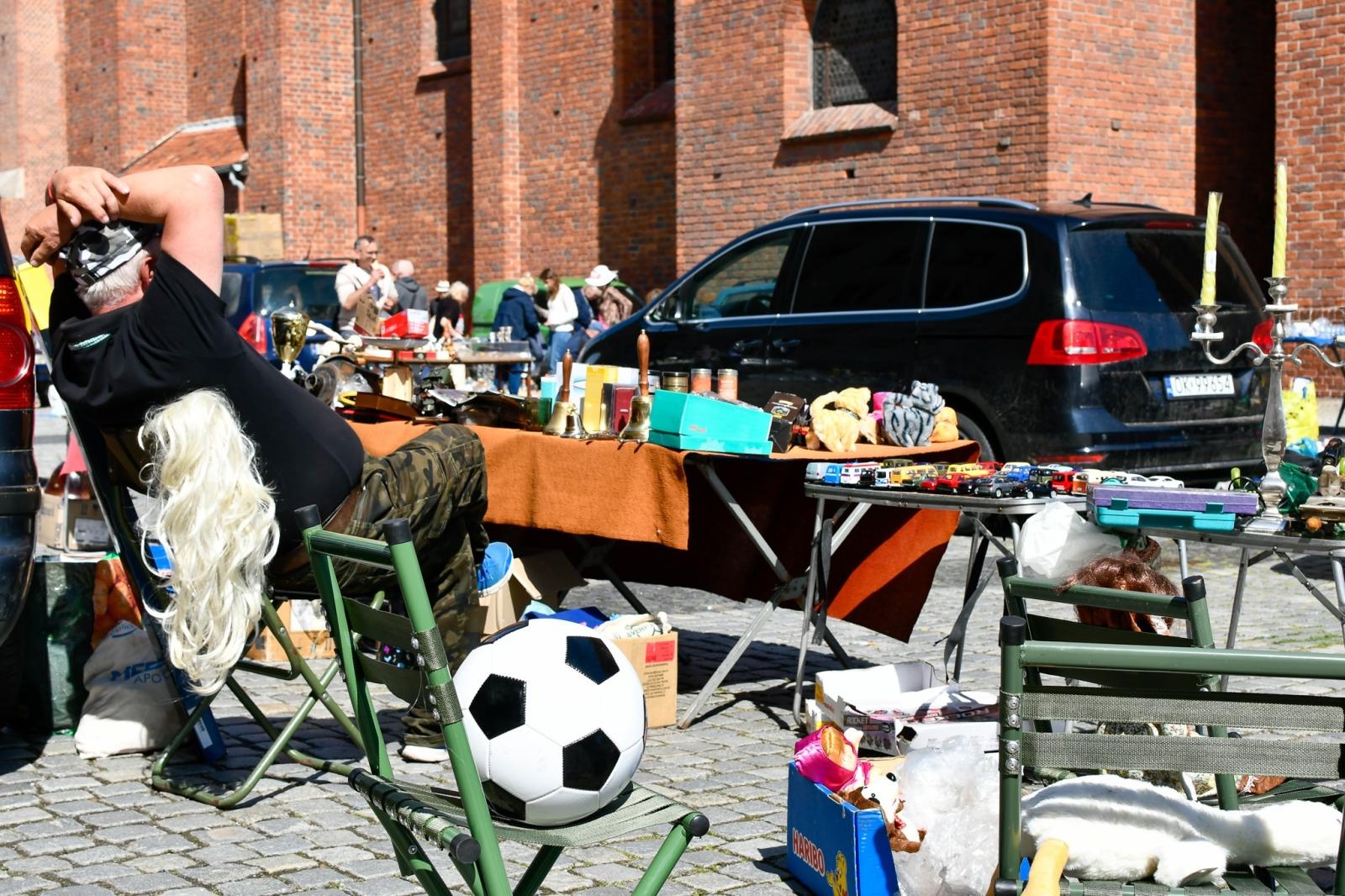 Zdjęcie w galerii na portalu naszraciborz.pl: Targ staroci i bazarek rzeczy używanych, który ma być teraz co miesiąc [FOTO i WIDEO] wiadomości z regionu