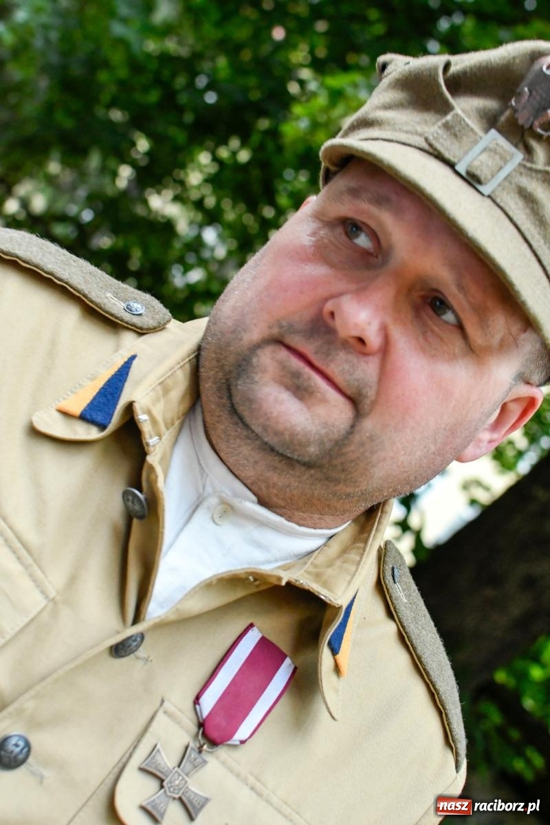 Zdjęcie w galerii na portalu naszraciborz.pl: Huk, muzyka baśniowych światów i archeolożka Egipcjanka. Noc w raciborskim Muzeum wiadomości z regionu