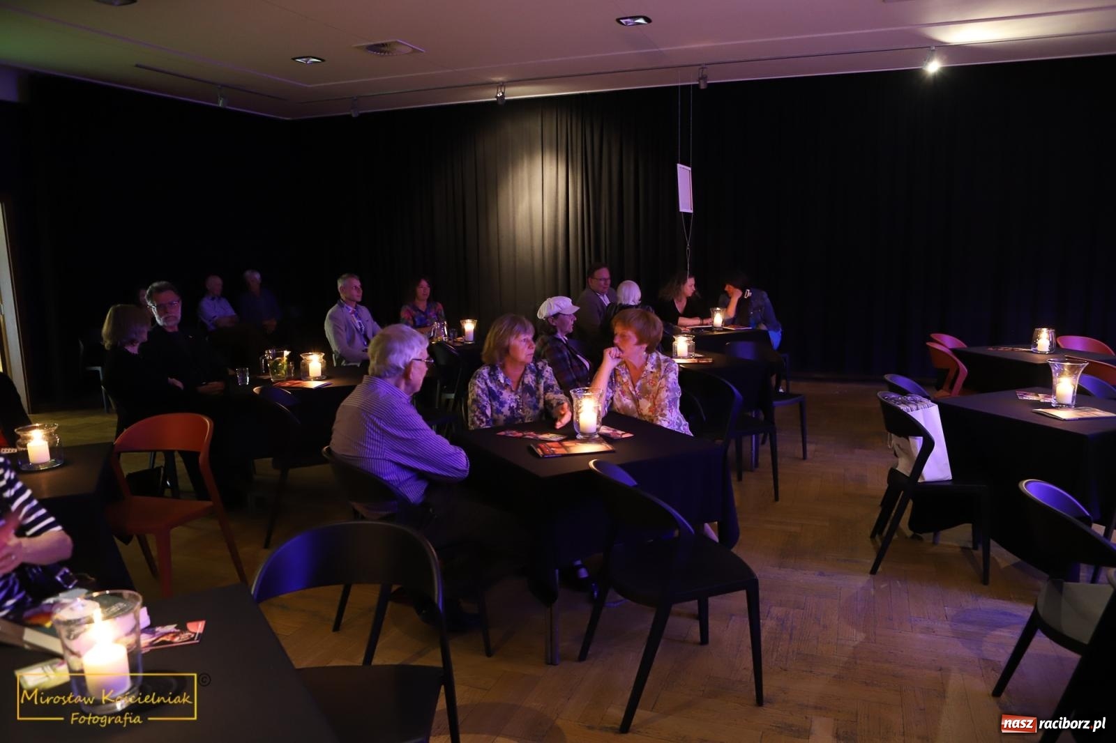 Zdjęcie w galerii na portalu naszraciborz.pl: Almanach Prowincjonalny nr 39 - spotkanie promocyjne w RCK wiadomości z regionu