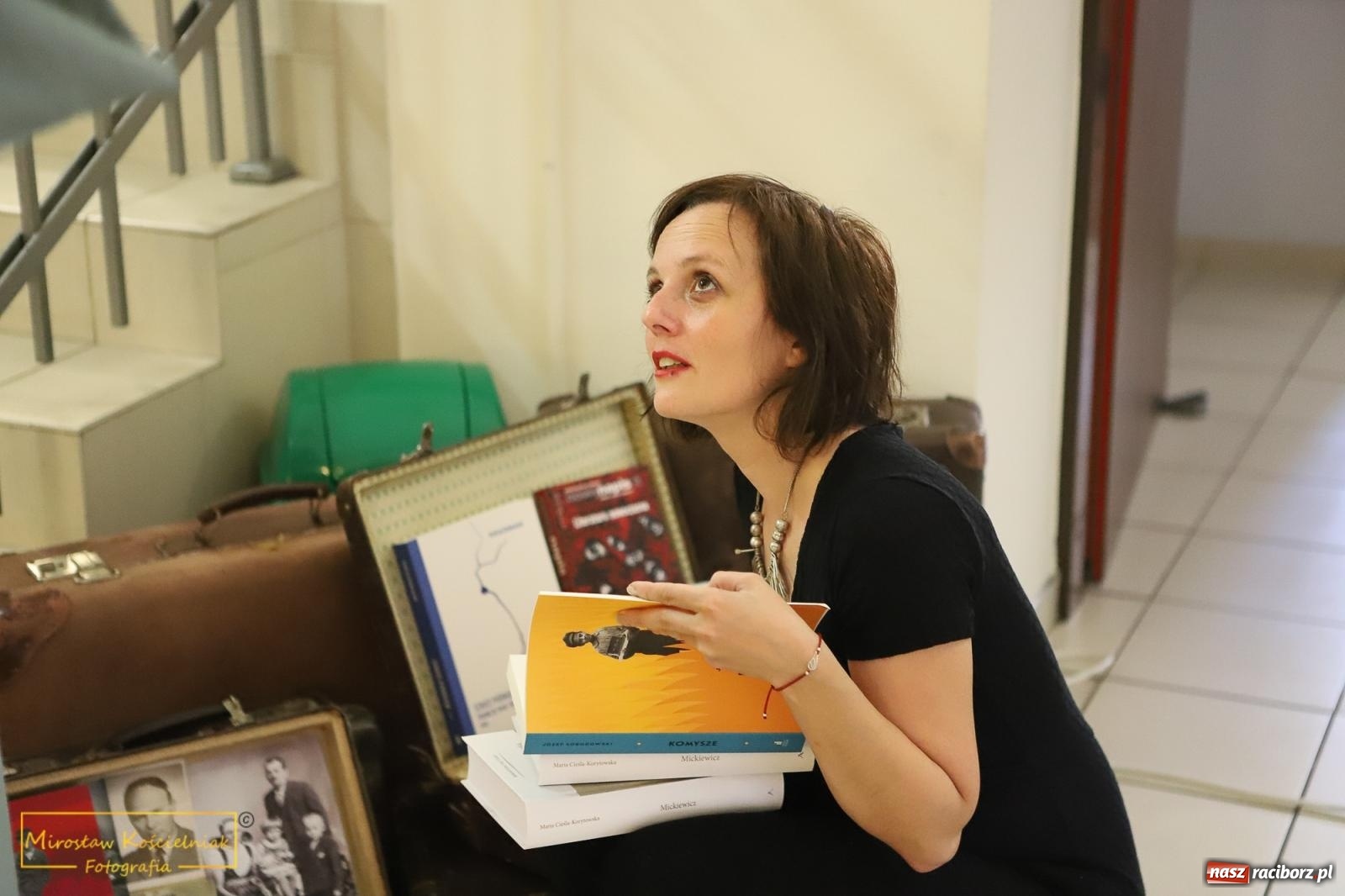 Zdjęcie w galerii na portalu naszraciborz.pl: Almanach Prowincjonalny nr 39 - spotkanie promocyjne w RCK wiadomości z regionu