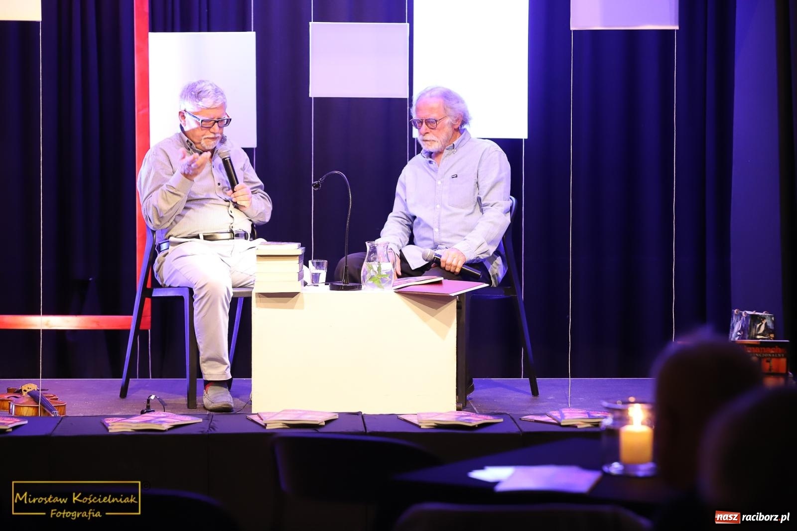 Zdjęcie w galerii na portalu naszraciborz.pl: Almanach Prowincjonalny nr 39 - spotkanie promocyjne w RCK wiadomości z regionu