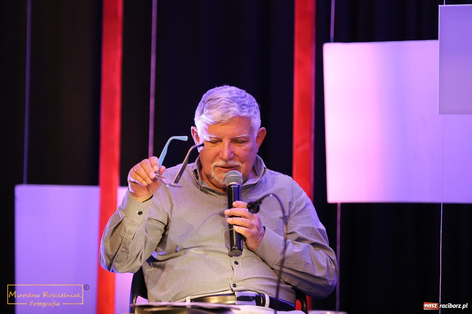 Zdjęcie w galerii na portalu naszraciborz.pl: Almanach Prowincjonalny nr 39 - spotkanie promocyjne w RCK wiadomości z regionu