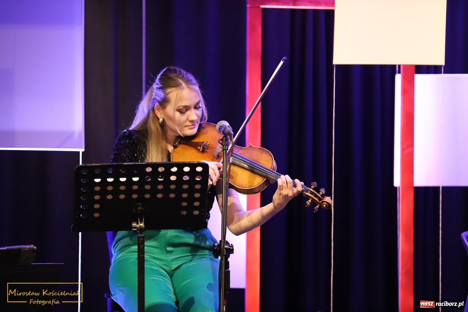 Zdjęcie w galerii na portalu naszraciborz.pl: Almanach Prowincjonalny nr 39 - spotkanie promocyjne w RCK wiadomości z regionu