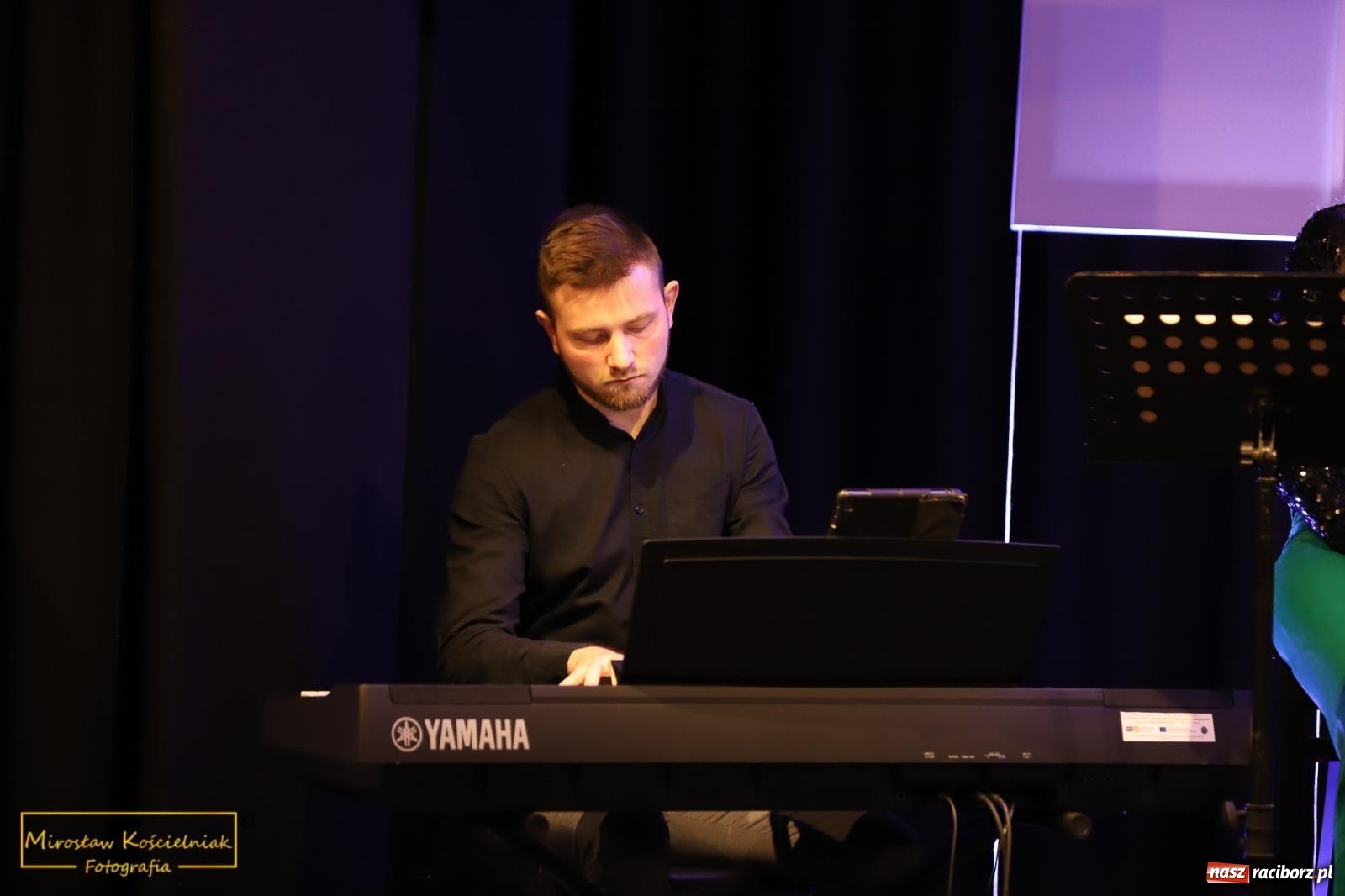 Zdjęcie w galerii na portalu naszraciborz.pl: Almanach Prowincjonalny nr 39 - spotkanie promocyjne w RCK wiadomości z regionu