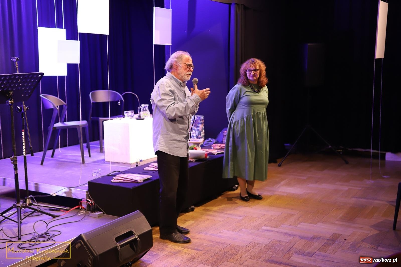 Zdjęcie w galerii na portalu naszraciborz.pl: Almanach Prowincjonalny nr 39 - spotkanie promocyjne w RCK wiadomości z regionu