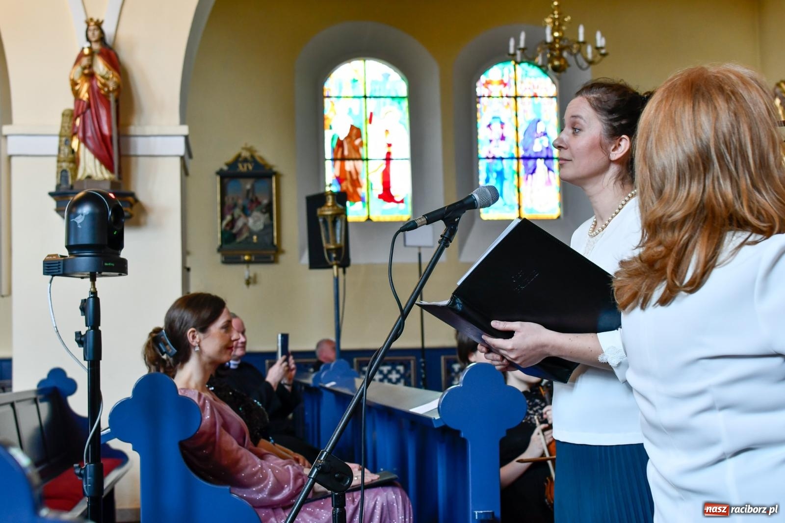 Zdjęcie w galerii na portalu naszraciborz.pl: Chór z Brzezia i Młodzieżowa Orkiestra Symfoniczna na wspólnym koncercie na Zielone Świątki wiadomości z regionu