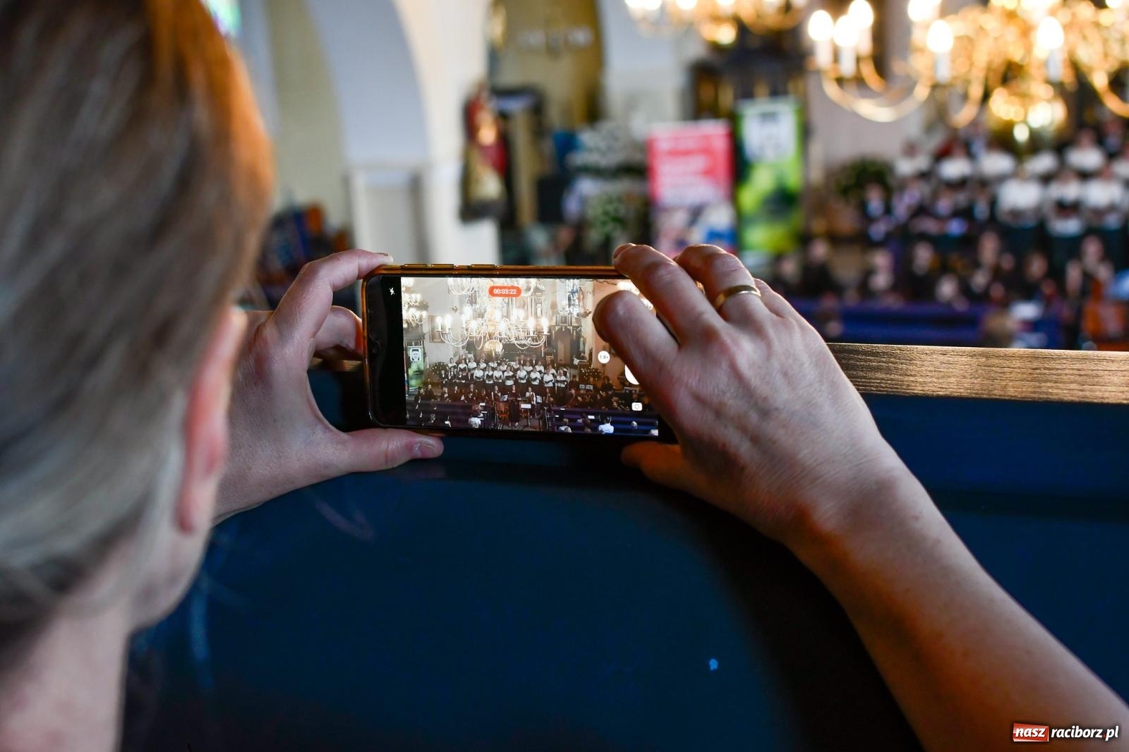 Zdjęcie w galerii na portalu naszraciborz.pl: Chór z Brzezia i Młodzieżowa Orkiestra Symfoniczna na wspólnym koncercie na Zielone Świątki wiadomości z regionu