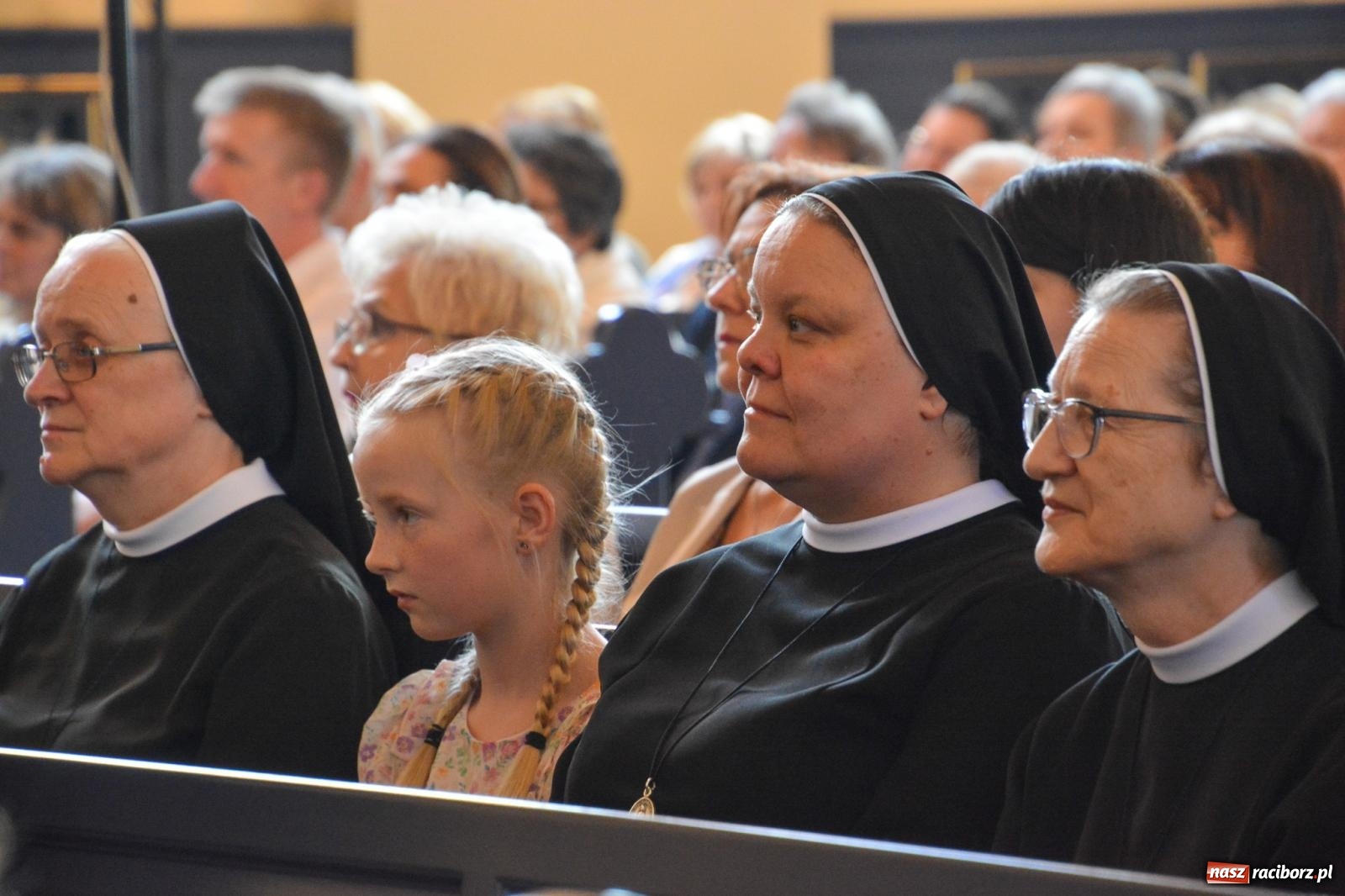 Zdjęcie w galerii na portalu naszraciborz.pl: Chór z Brzezia i Młodzieżowa Orkiestra Symfoniczna na wspólnym koncercie na Zielone Świątki wiadomości z regionu