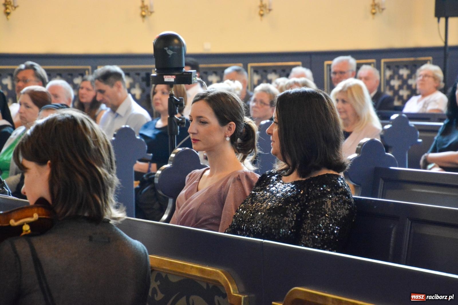 Zdjęcie w galerii na portalu naszraciborz.pl: Chór z Brzezia i Młodzieżowa Orkiestra Symfoniczna na wspólnym koncercie na Zielone Świątki wiadomości z regionu