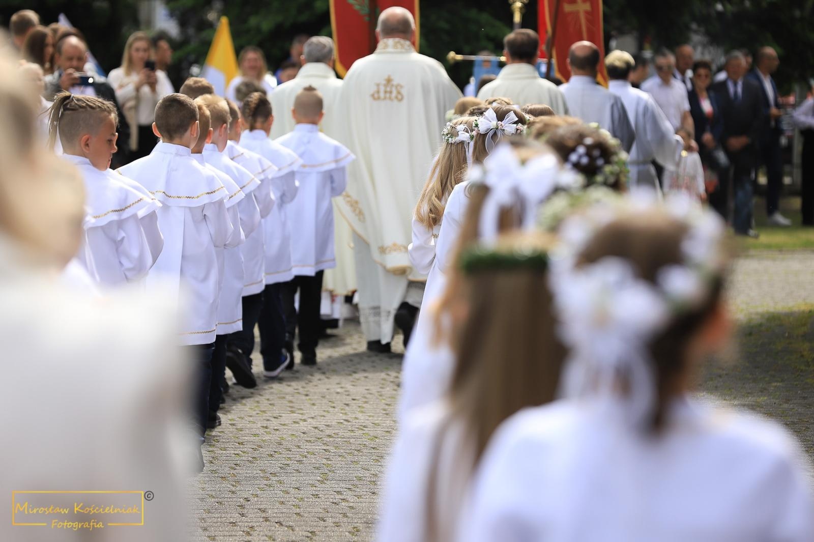 Zdjęcie w galerii na portalu naszraciborz.pl: I Komunia Święta na Starej Wsi [FOTO] wiadomości z regionu