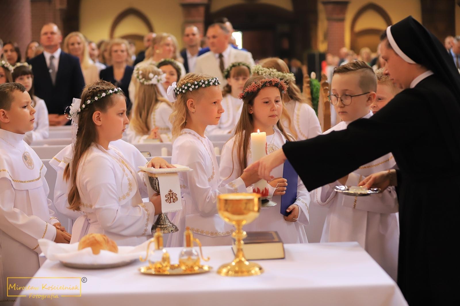 Zdjęcie w galerii na portalu naszraciborz.pl: I Komunia Święta na Starej Wsi [FOTO] wiadomości z regionu