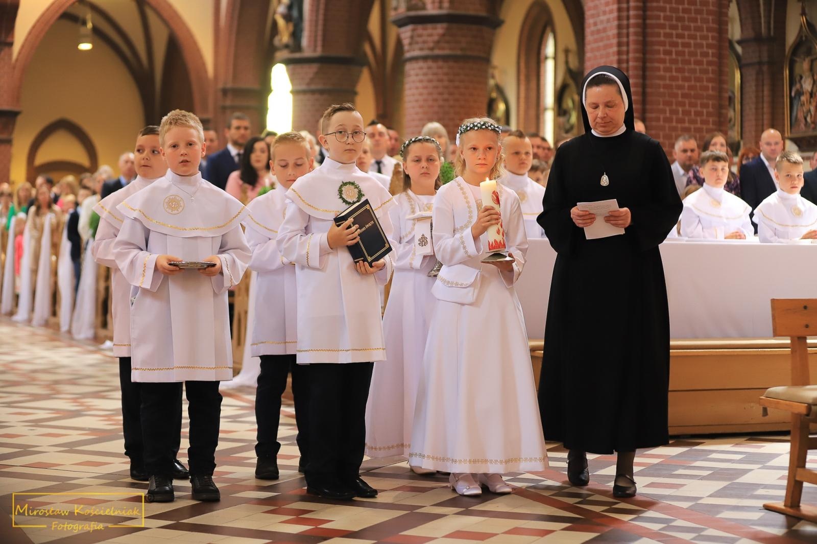 Zdjęcie w galerii na portalu naszraciborz.pl: I Komunia Święta na Starej Wsi [FOTO] wiadomości z regionu