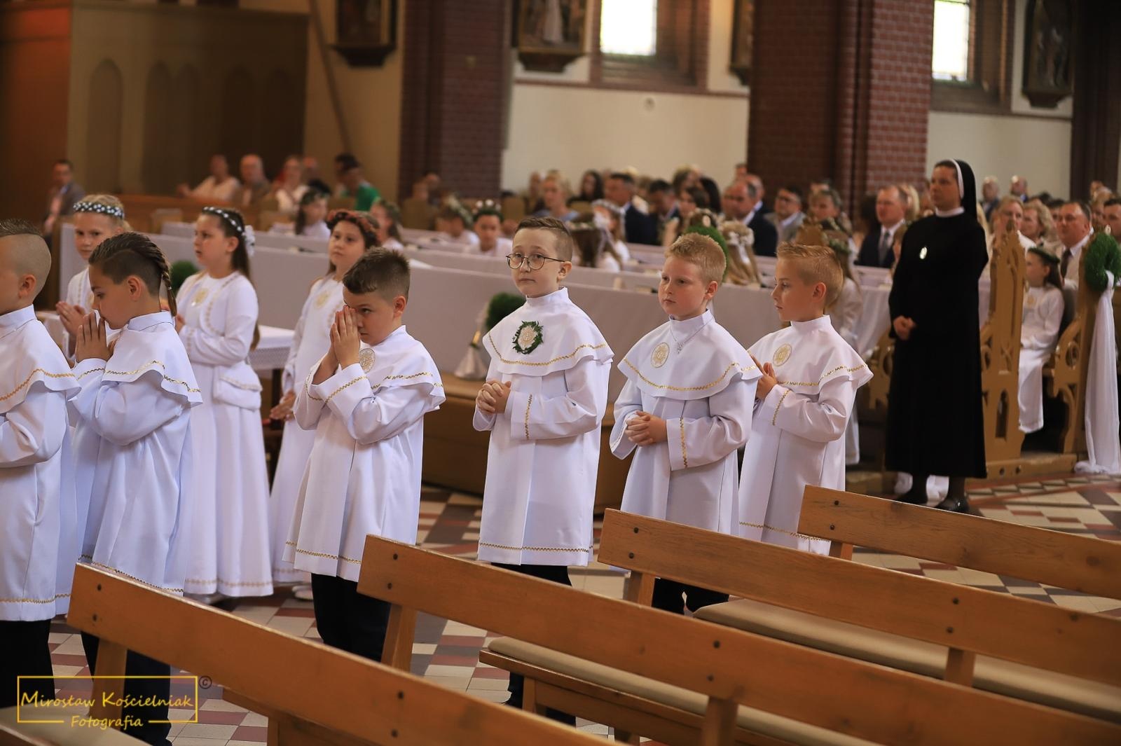 Zdjęcie w galerii na portalu naszraciborz.pl: I Komunia Święta na Starej Wsi [FOTO] wiadomości z regionu