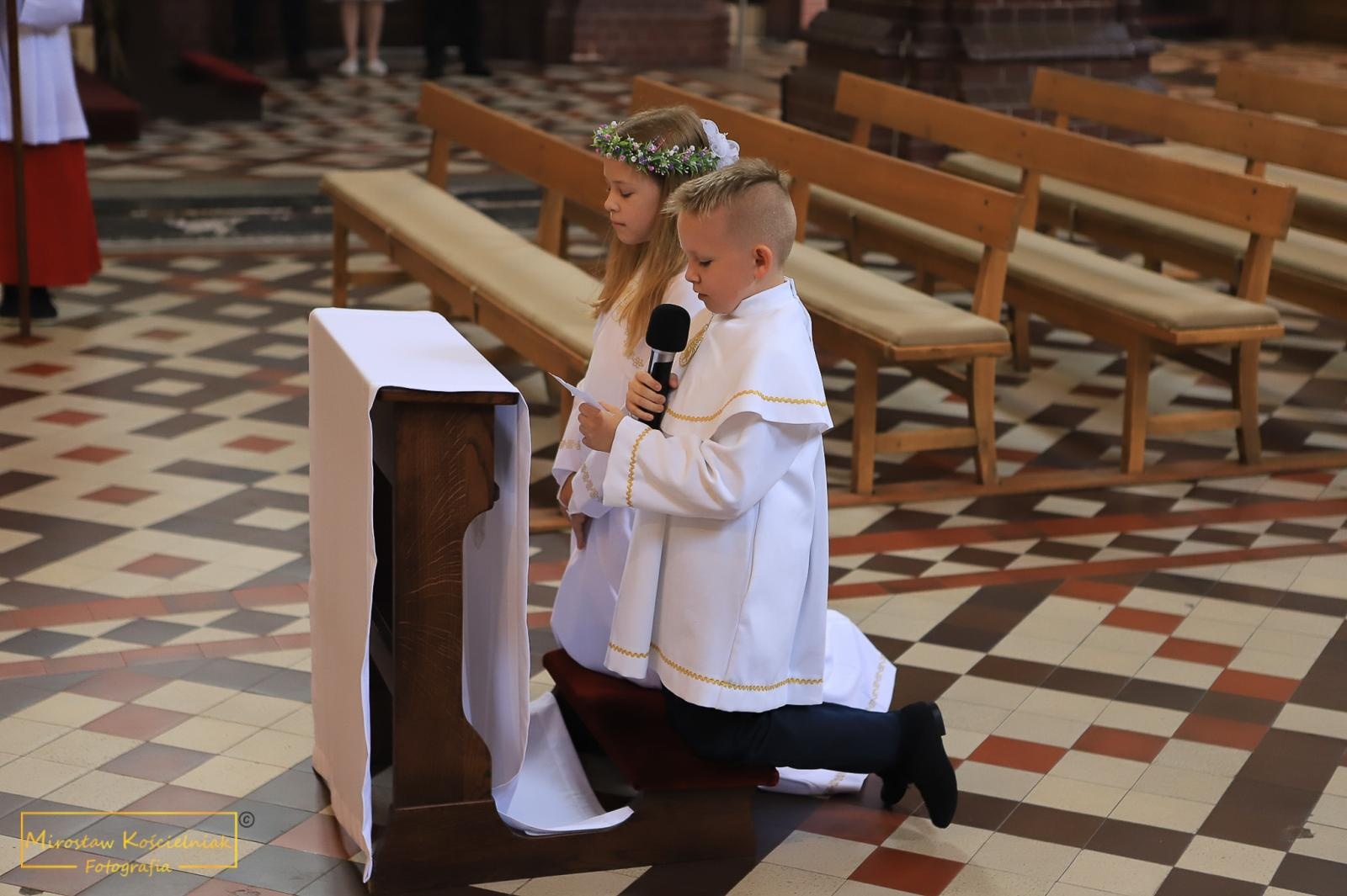 Zdjęcie w galerii na portalu naszraciborz.pl: I Komunia Święta na Starej Wsi [FOTO] wiadomości z regionu