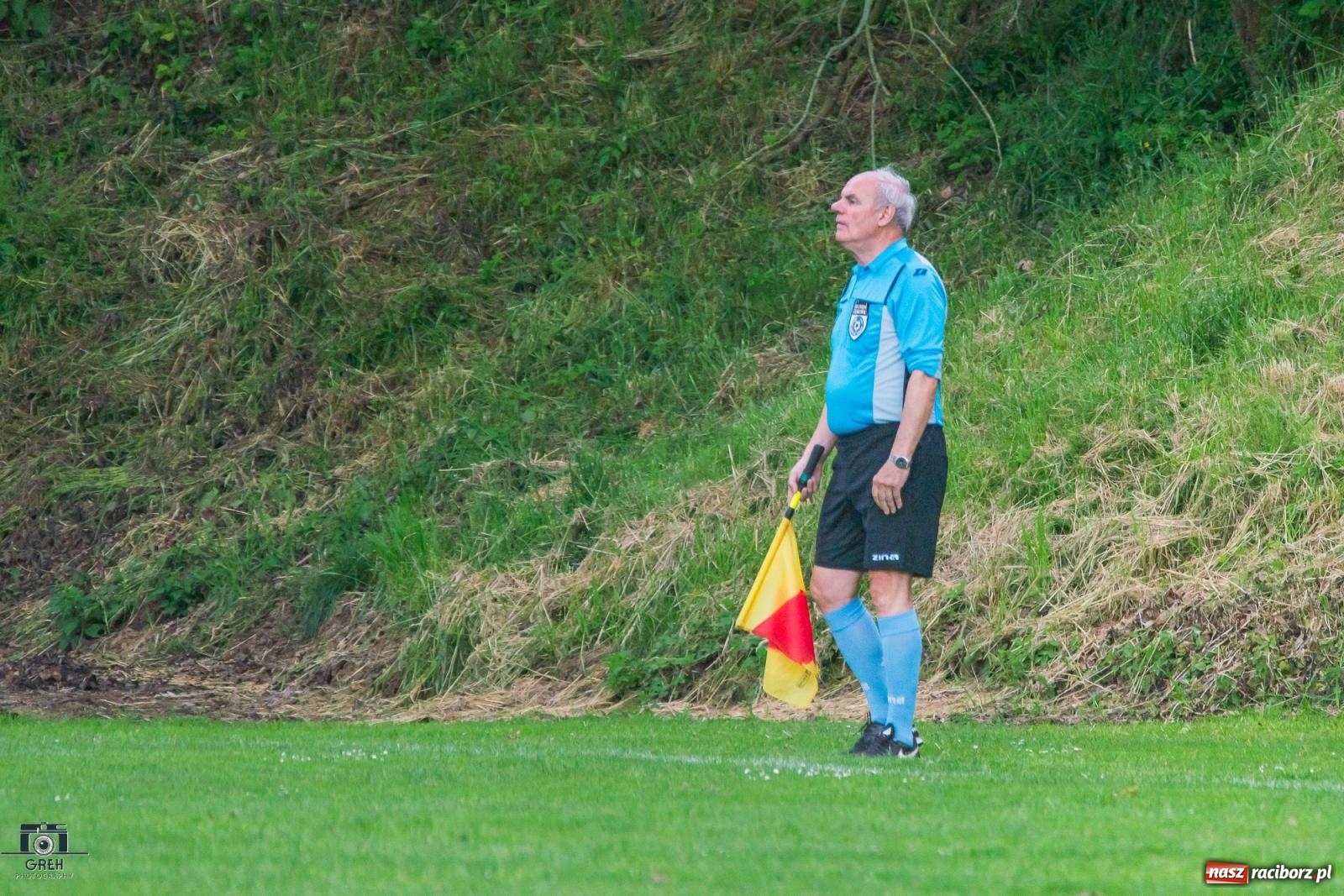 Zdjęcie w galerii na portalu naszraciborz.pl: Gwizdek powędrował na półkę. Zdzisław Matysiak zakończył sędziowską karierę wiadomości z regionu