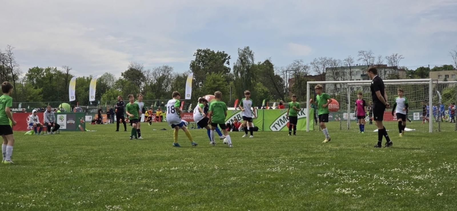 Zdjęcie w galerii na portalu naszraciborz.pl: Tworków w finale wojewódzkim turnieju o Puchar Tymbarku wiadomości z regionu