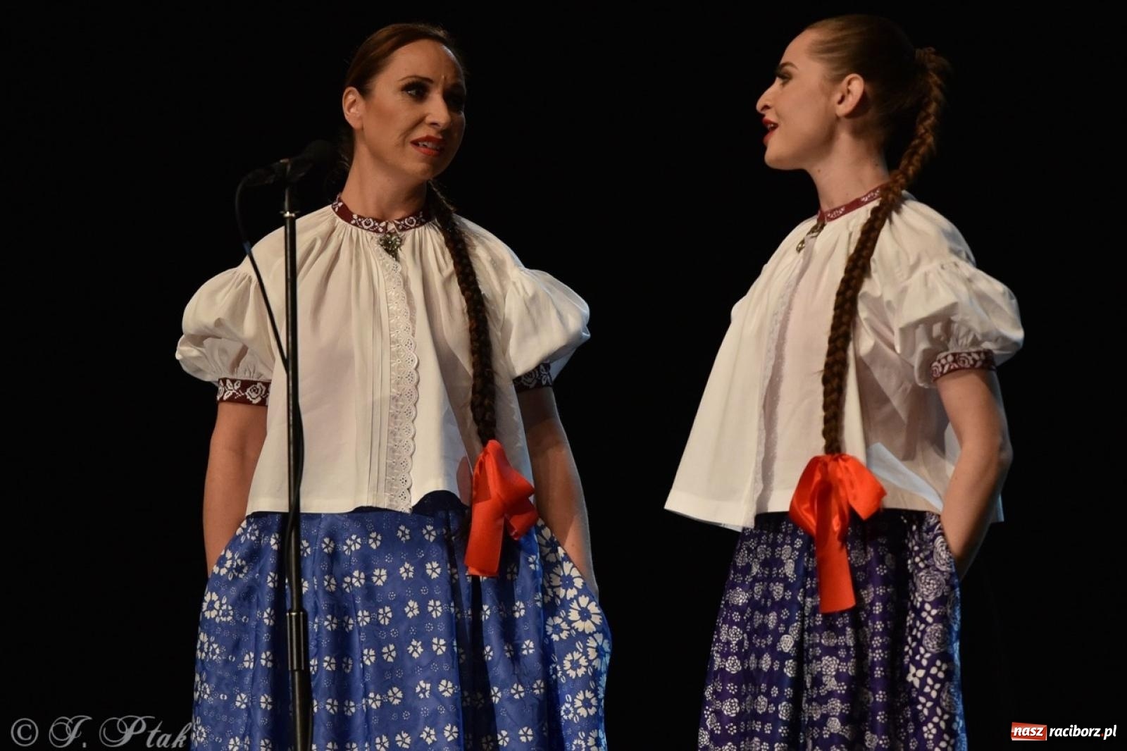 Zdjęcie w galerii na portalu naszraciborz.pl: ZPiT ŚLĄSK wrócił do Raciborza. Wyśmienity koncert na deskach RCK-u wiadomości z regionu