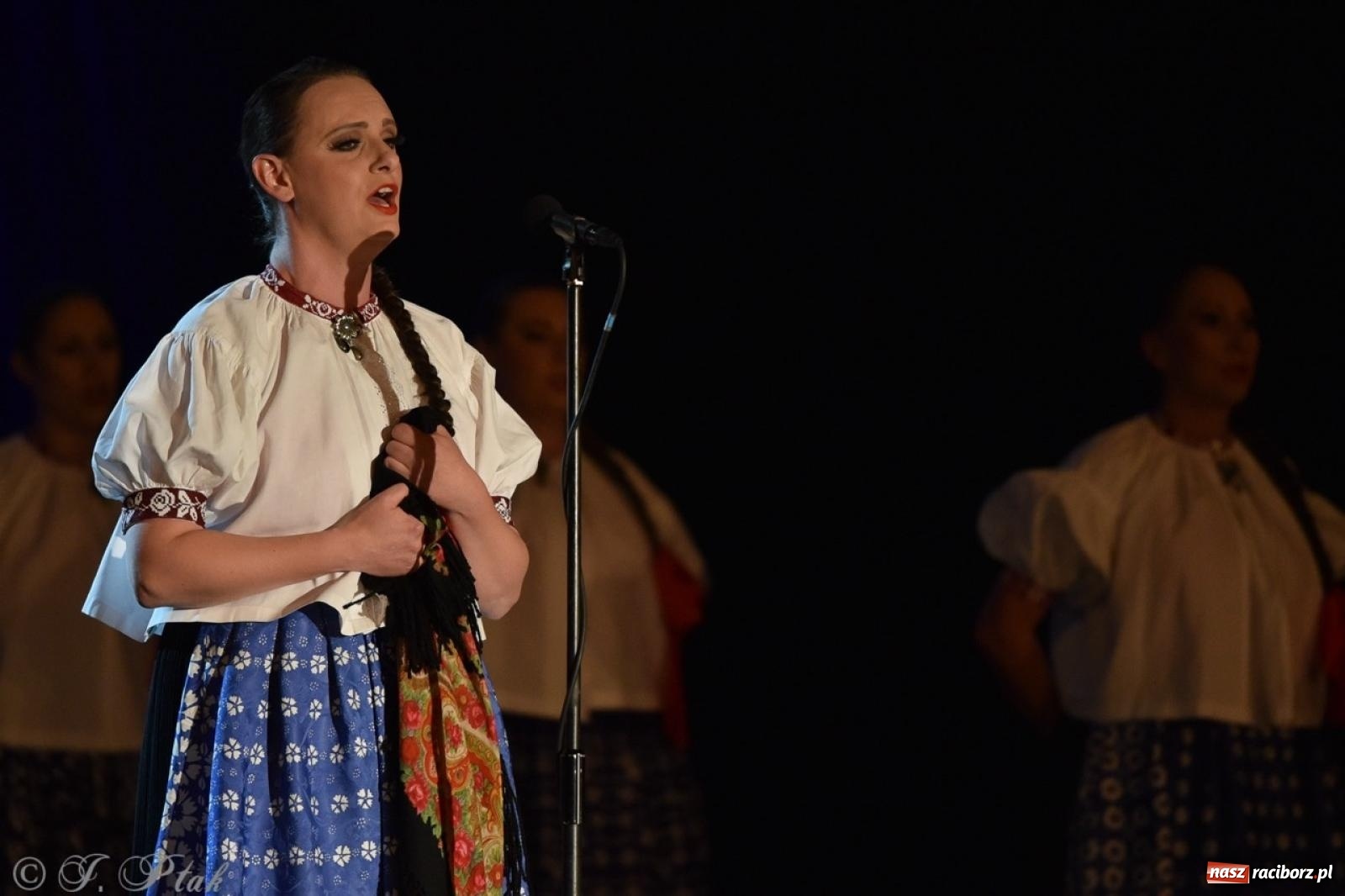 Zdjęcie w galerii na portalu naszraciborz.pl: ZPiT ŚLĄSK wrócił do Raciborza. Wyśmienity koncert na deskach RCK-u wiadomości z regionu