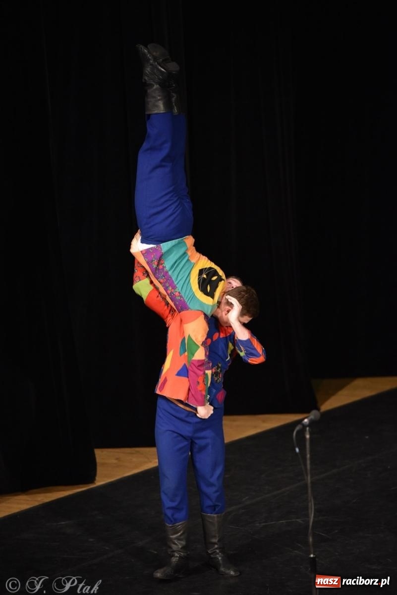 Zdjęcie w galerii na portalu naszraciborz.pl: ZPiT ŚLĄSK wrócił do Raciborza. Wyśmienity koncert na deskach RCK-u wiadomości z regionu