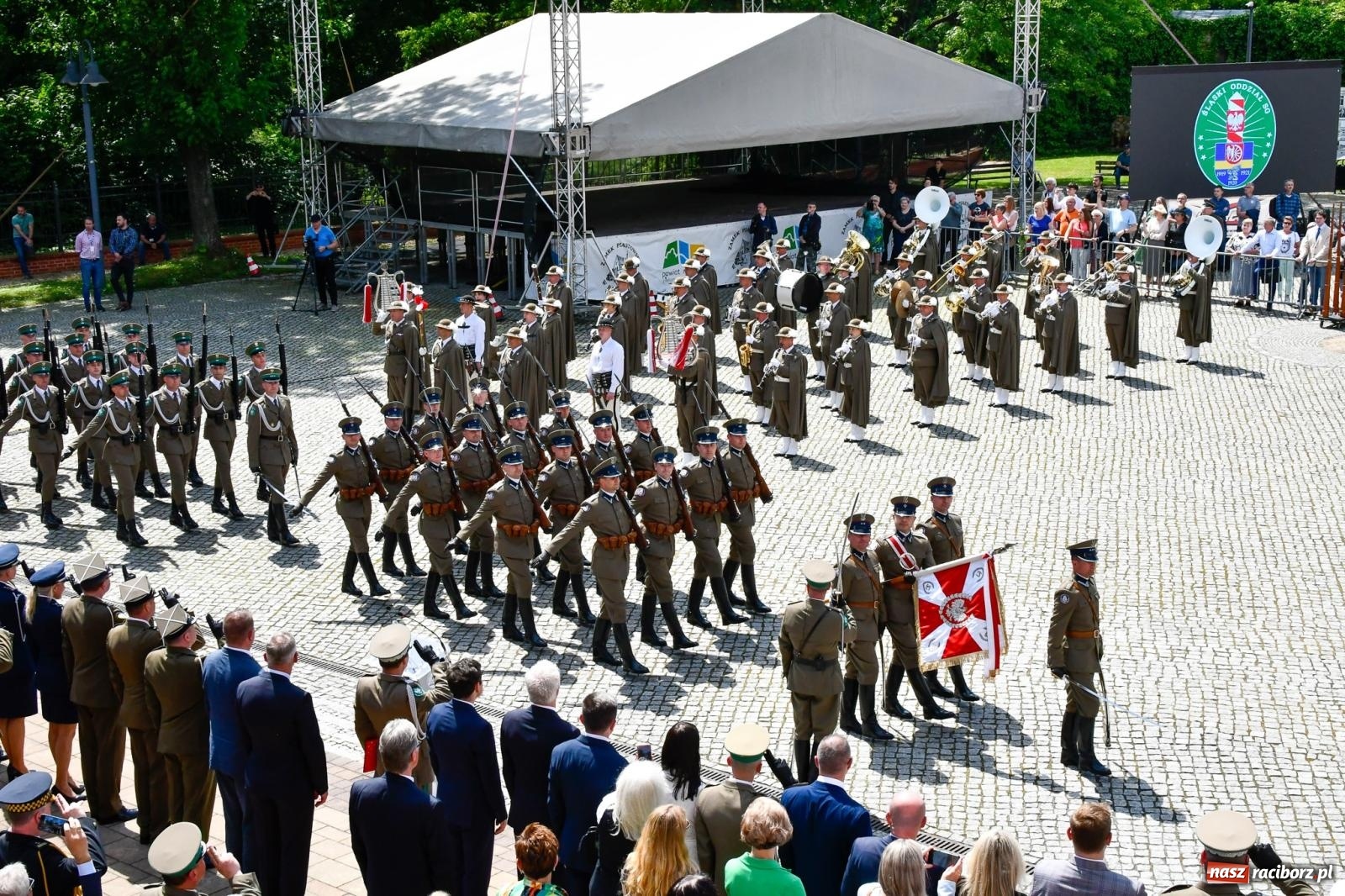 Zdjęcie w galerii na portalu naszraciborz.pl: Śląska Straż Graniczna świętowała na raciborskim zamku [FOTO i WIDEO] wiadomości z regionu