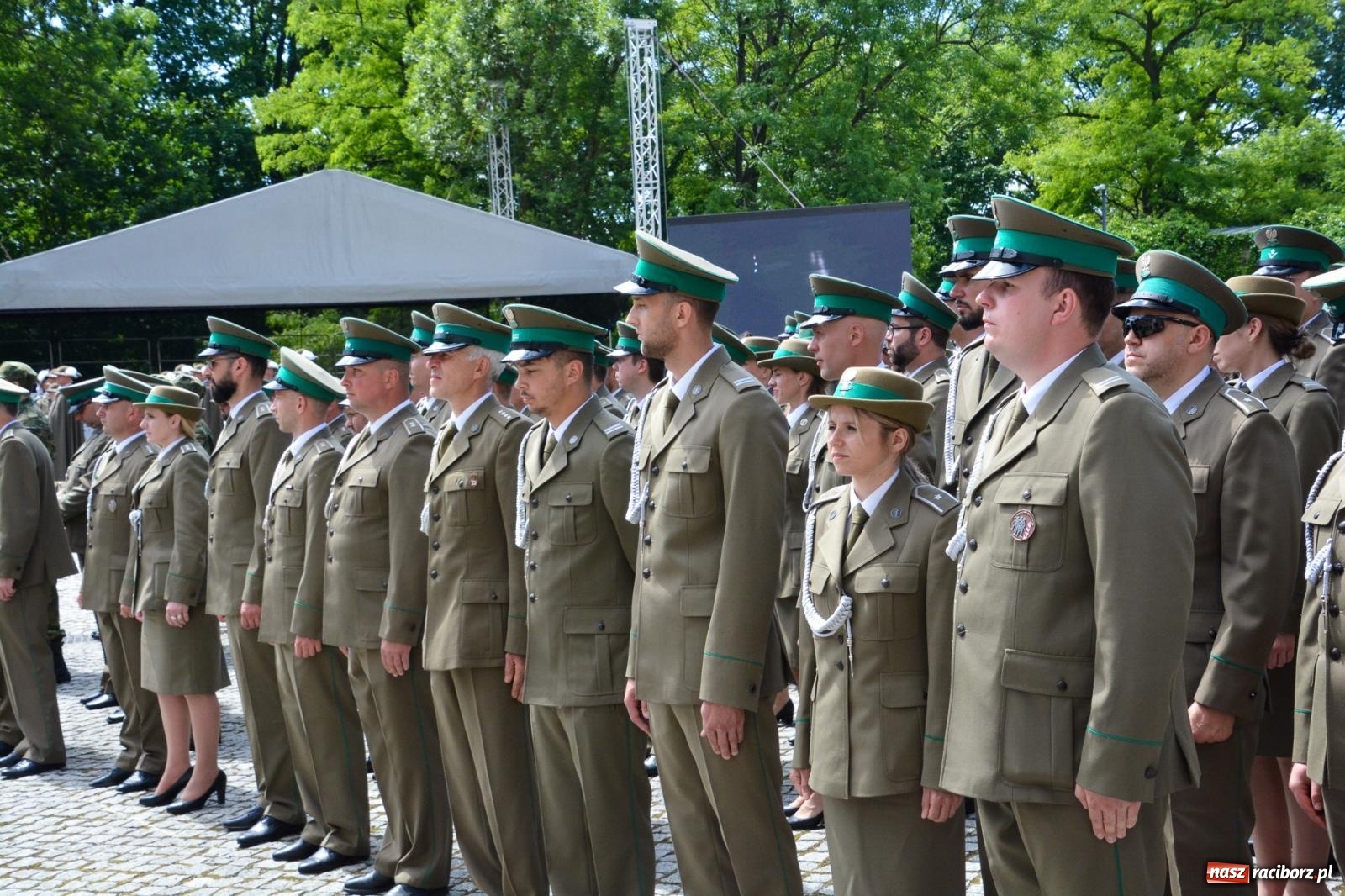 Zdjęcie w galerii na portalu naszraciborz.pl: Śląska Straż Graniczna świętowała na raciborskim zamku [FOTO i WIDEO] wiadomości z regionu