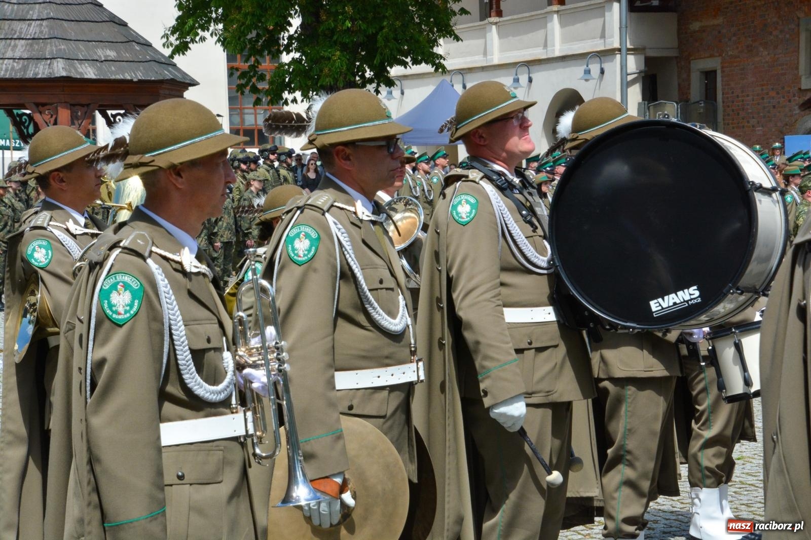 Zdjęcie w galerii na portalu naszraciborz.pl: Śląska Straż Graniczna świętowała na raciborskim zamku [FOTO i WIDEO] wiadomości z regionu