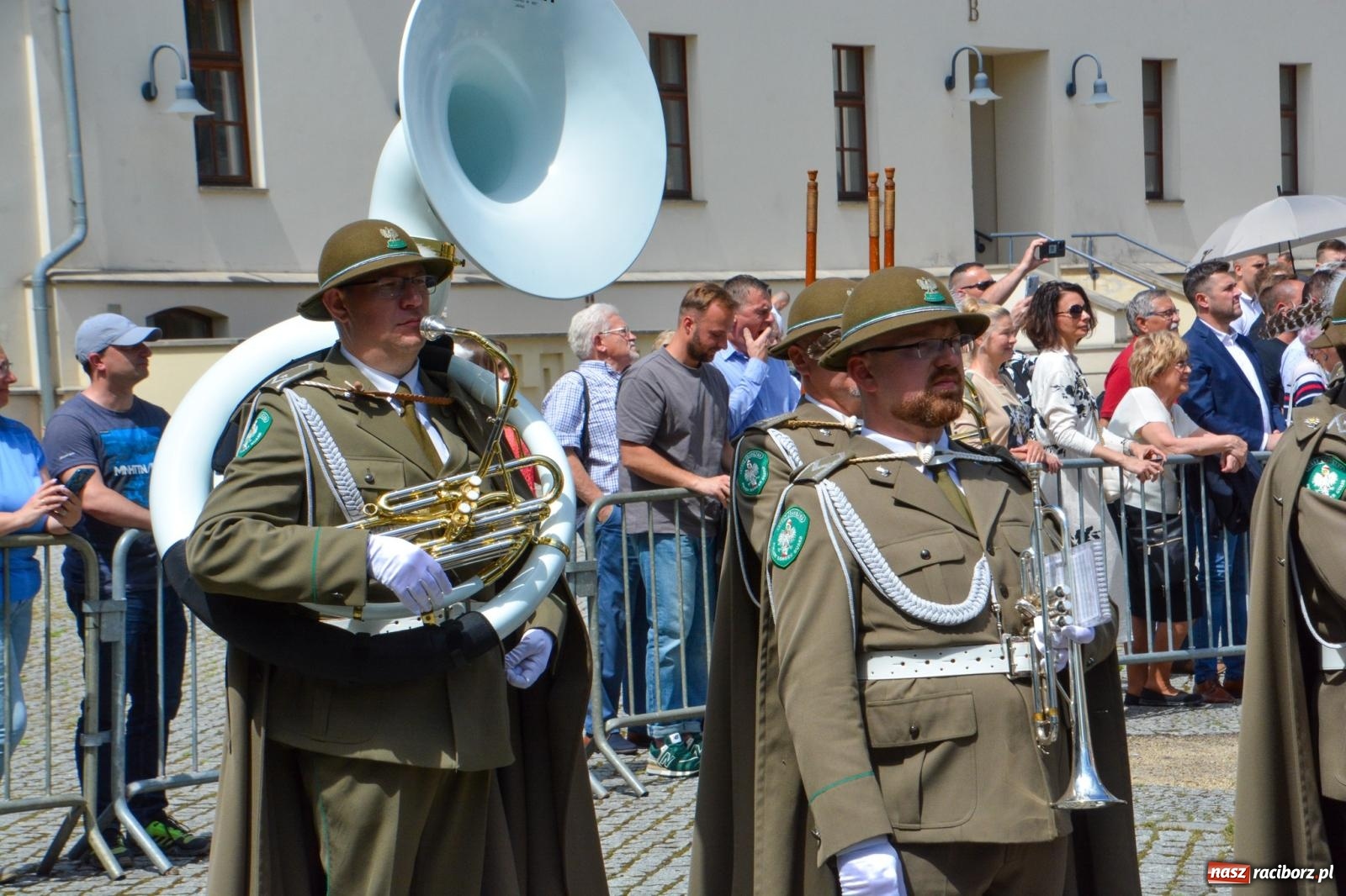 Zdjęcie w galerii na portalu naszraciborz.pl: Śląska Straż Graniczna świętowała na raciborskim zamku [FOTO i WIDEO] wiadomości z regionu