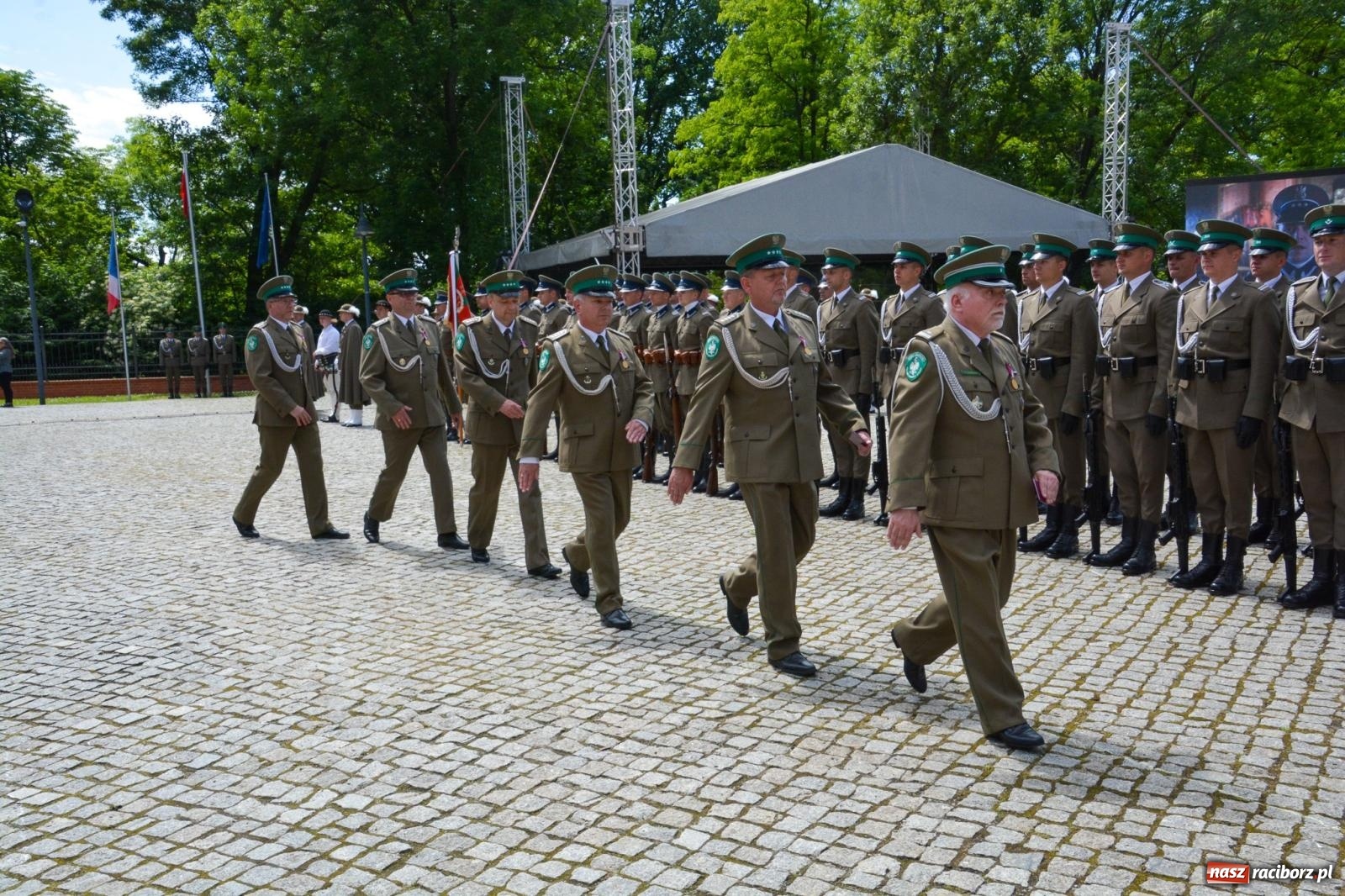 Zdjęcie w galerii na portalu naszraciborz.pl: Śląska Straż Graniczna świętowała na raciborskim zamku [FOTO i WIDEO] wiadomości z regionu