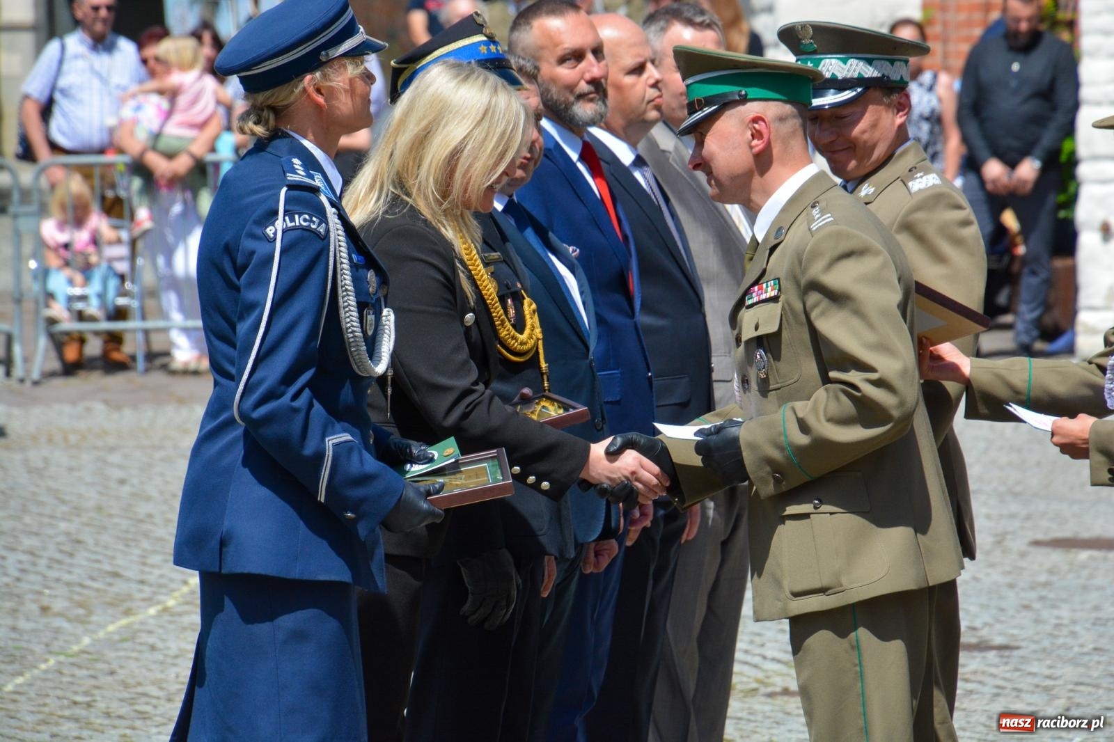 Zdjęcie w galerii na portalu naszraciborz.pl: Śląska Straż Graniczna świętowała na raciborskim zamku [FOTO i WIDEO] wiadomości z regionu