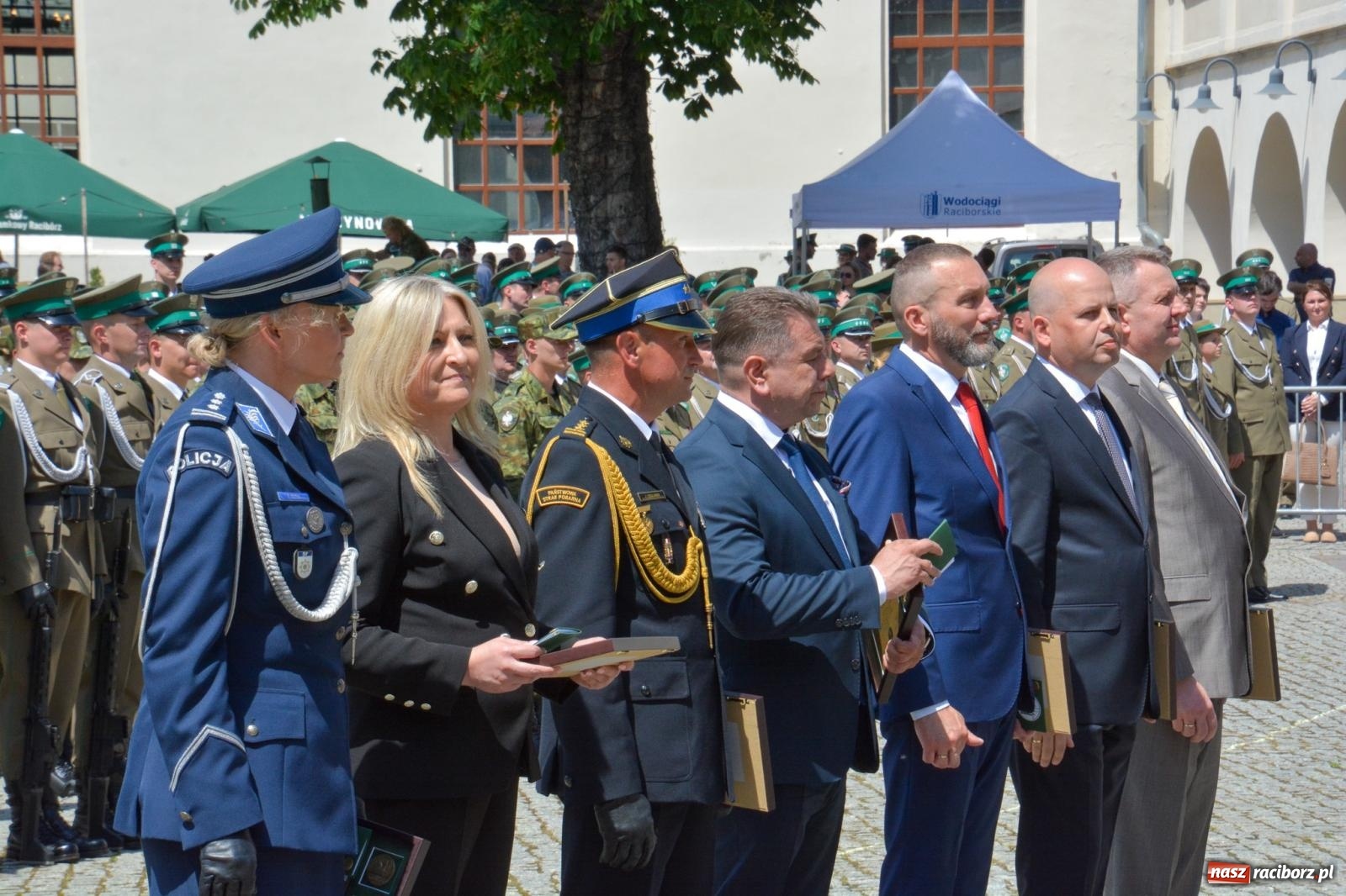 Zdjęcie w galerii na portalu naszraciborz.pl: Śląska Straż Graniczna świętowała na raciborskim zamku [FOTO i WIDEO] wiadomości z regionu
