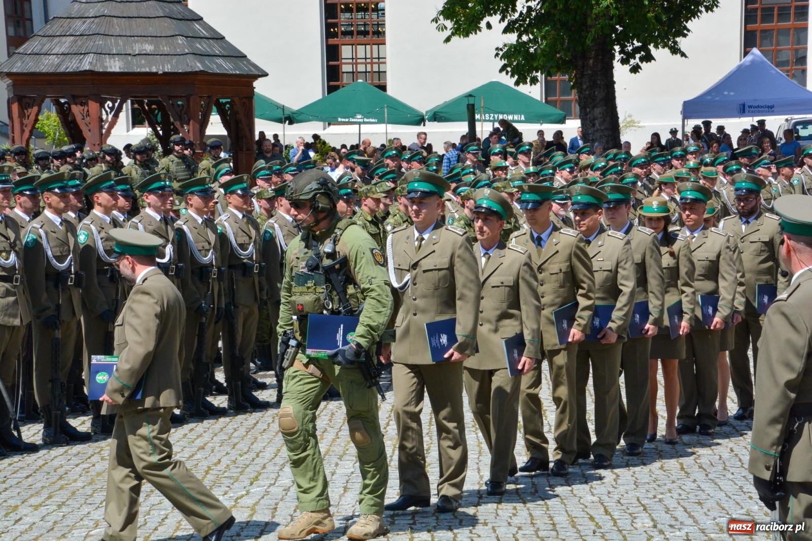 Zdjęcie w galerii na portalu naszraciborz.pl: Śląska Straż Graniczna świętowała na raciborskim zamku [FOTO i WIDEO] wiadomości z regionu